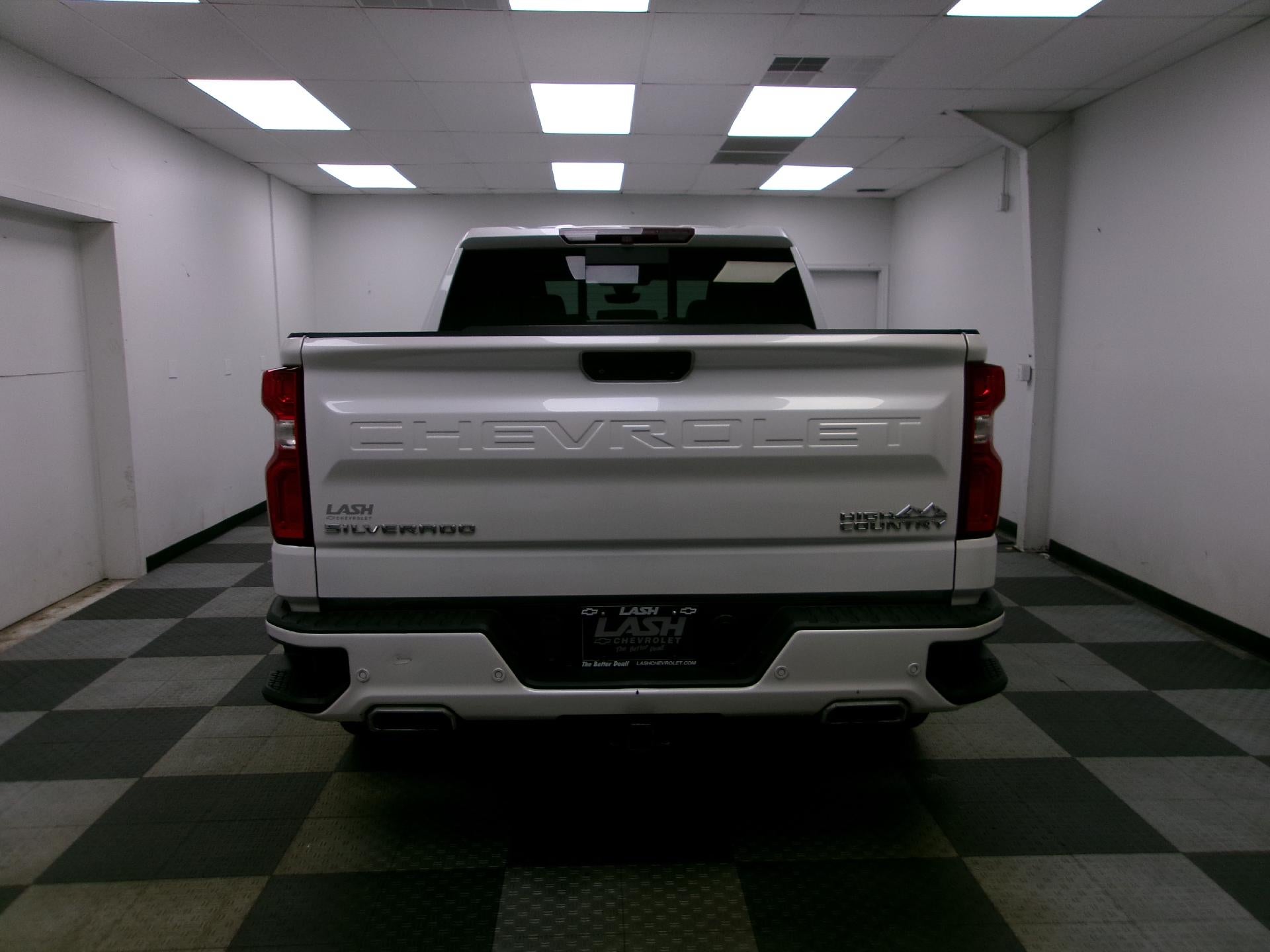 2019 Chevrolet Silverado 1500 Crew Cab Short Box 4-Wheel Drive High Country