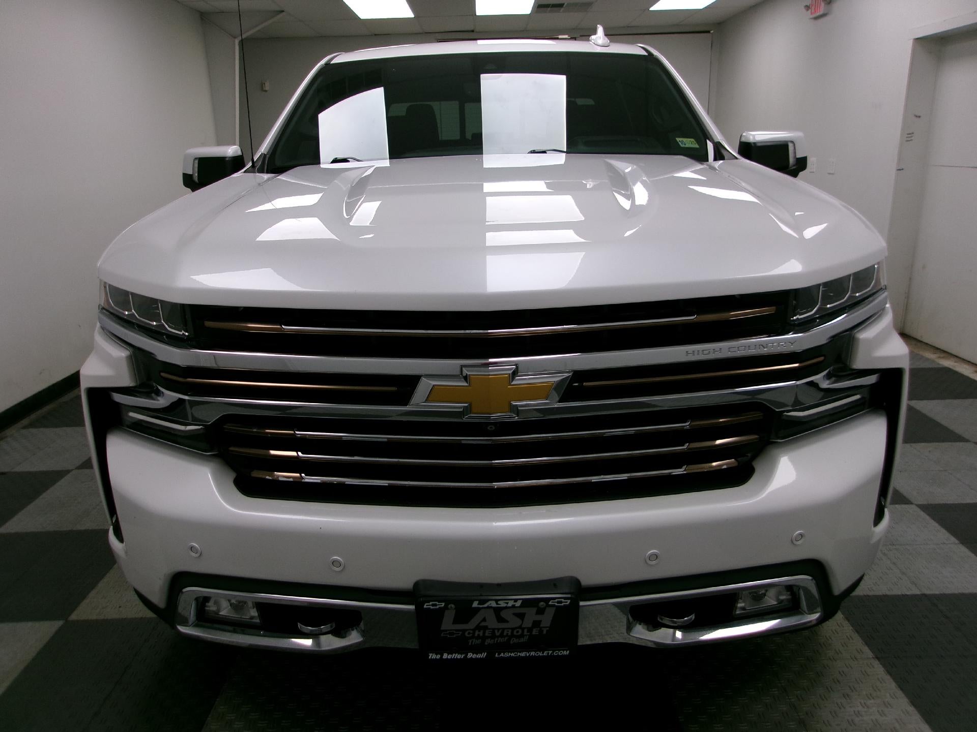 2019 Chevrolet Silverado 1500 Crew Cab Short Box 4-Wheel Drive High Country