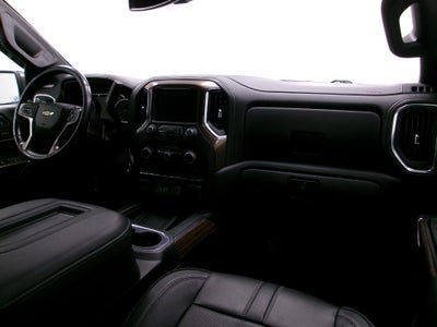 2022 Chevrolet Silverado 1500 LTD Crew Cab Standard Box 4-Wheel Drive High Country