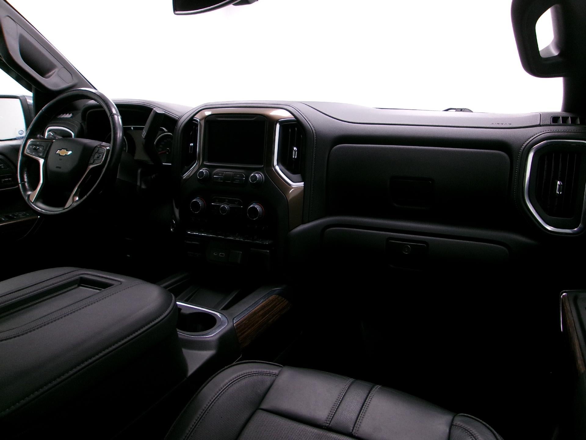 2022 Chevrolet Silverado 1500 LTD Crew Cab Standard Box 4-Wheel Drive High Country