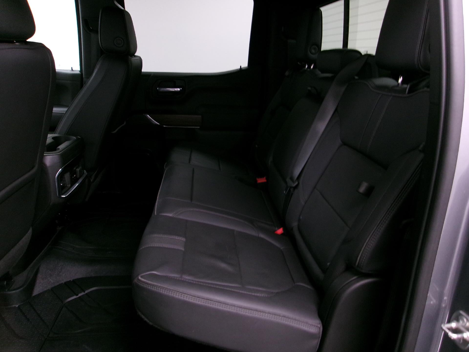 2022 Chevrolet Silverado 1500 LTD Crew Cab Standard Box 4-Wheel Drive High Country