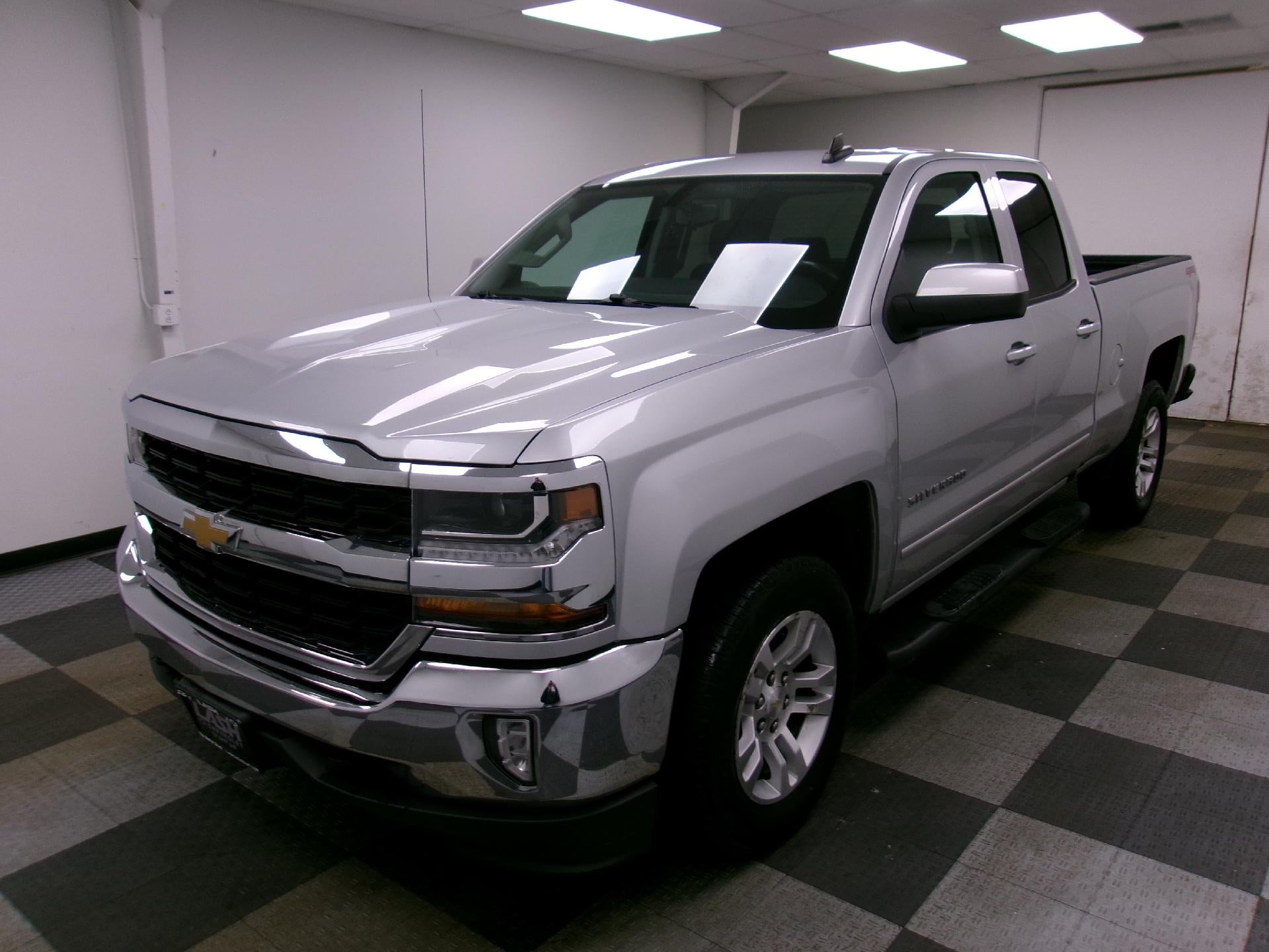 2018 Chevrolet Silverado 1500 Double Cab Standard Box 4-Wheel Drive LT