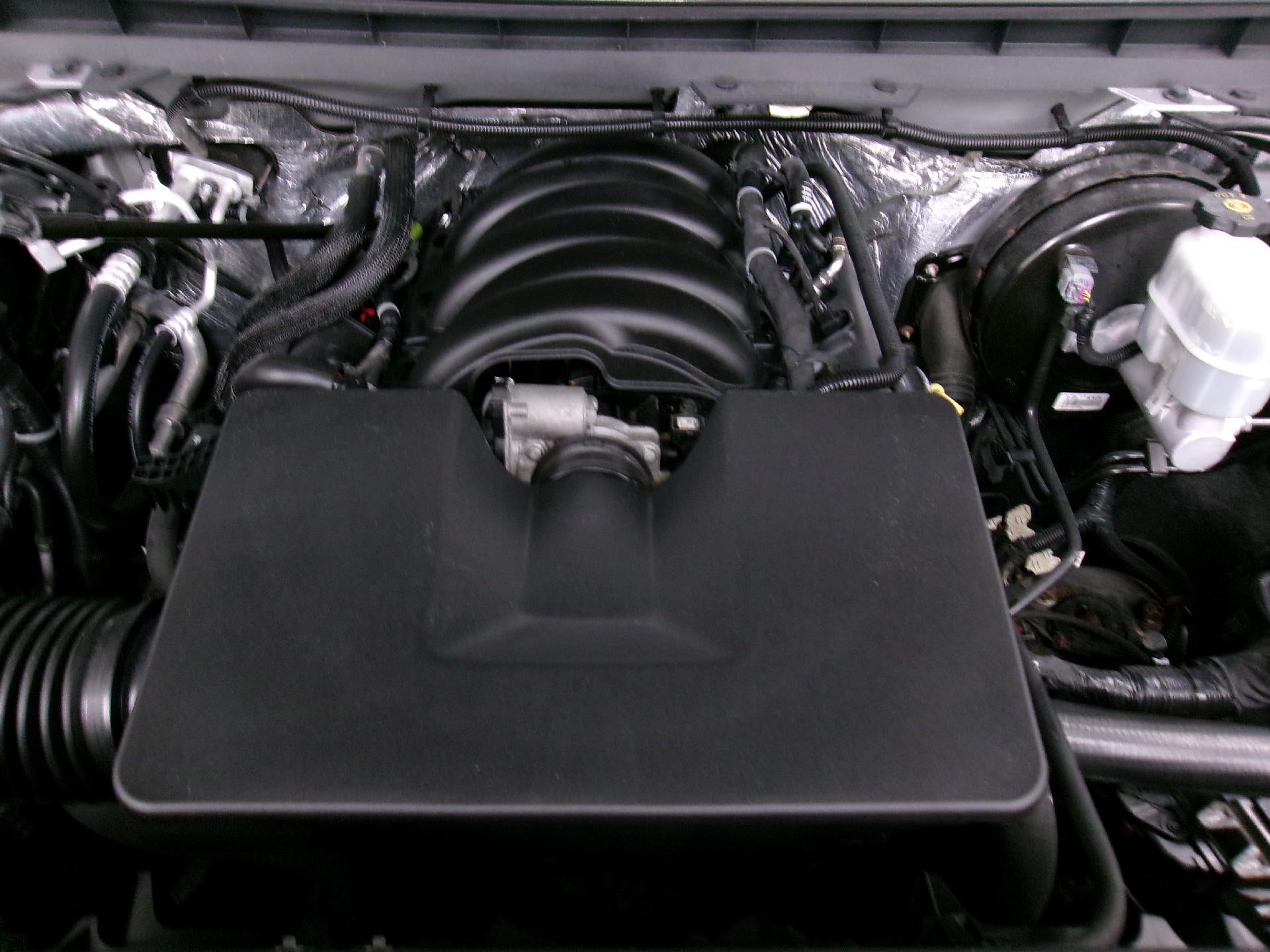 2018 Chevrolet Silverado 1500 Double Cab Standard Box 4-Wheel Drive LT