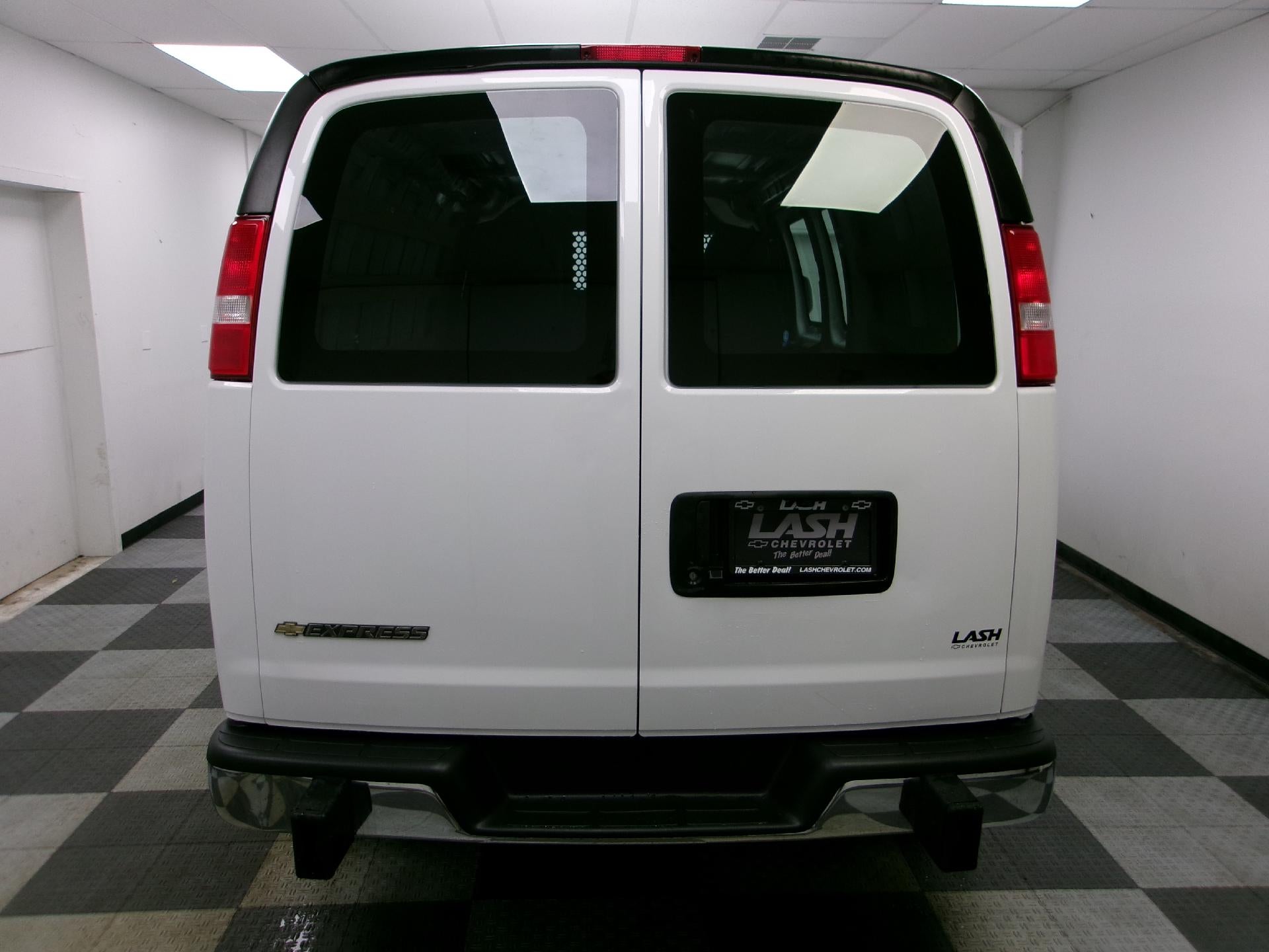 2025 Chevrolet Express Cargo 2500 Regular Wheelbase Rear-Wheel Drive