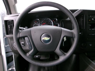 2025 Chevrolet Express Cargo 2500 Regular Wheelbase Rear-Wheel Drive