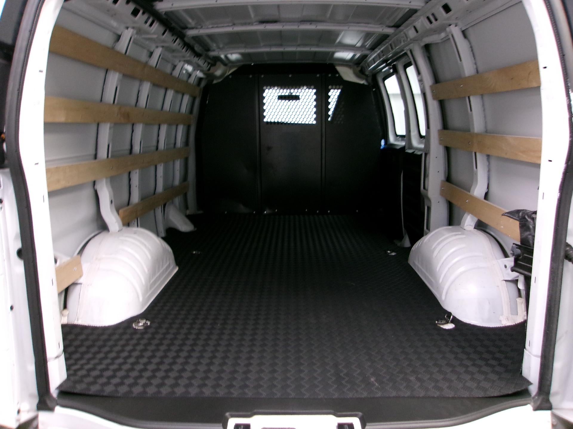 2025 Chevrolet Express Cargo 2500 Regular Wheelbase Rear-Wheel Drive