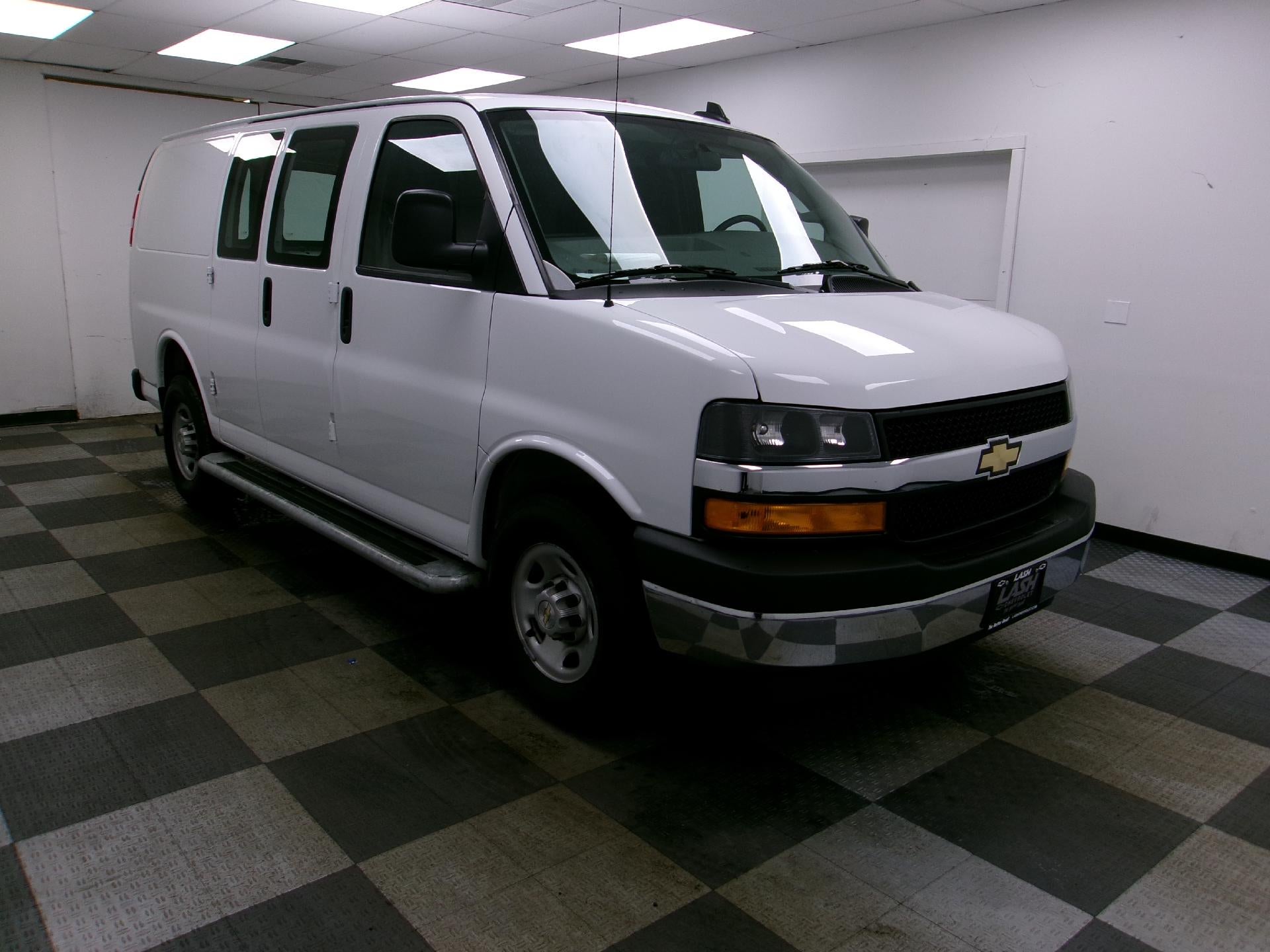 2024 Chevrolet Express Cargo 2500 2500 Regular Wheelbase Rear-Wheel Drive