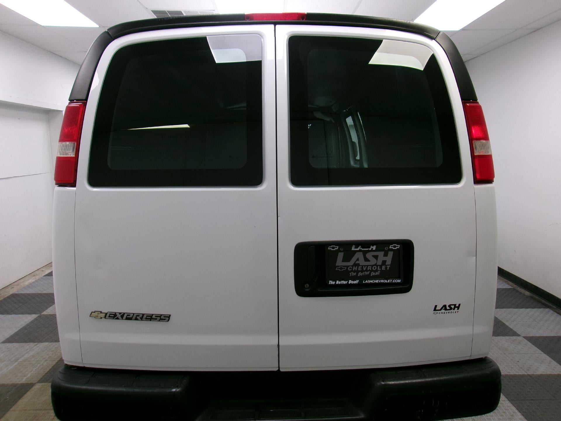 2014 Chevrolet Express Cargo 2500 2500 Extended Wheelbase Rear-Wheel Drive