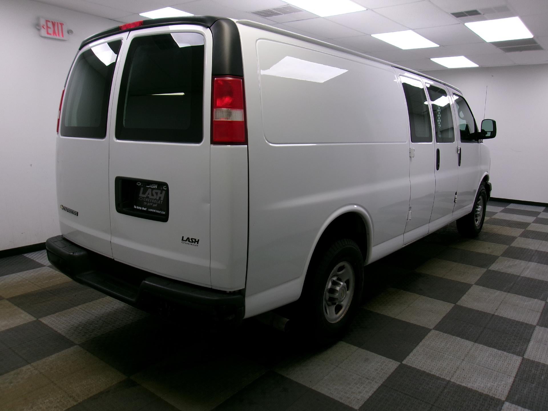 2014 Chevrolet Express Cargo 2500 2500 Extended Wheelbase Rear-Wheel Drive