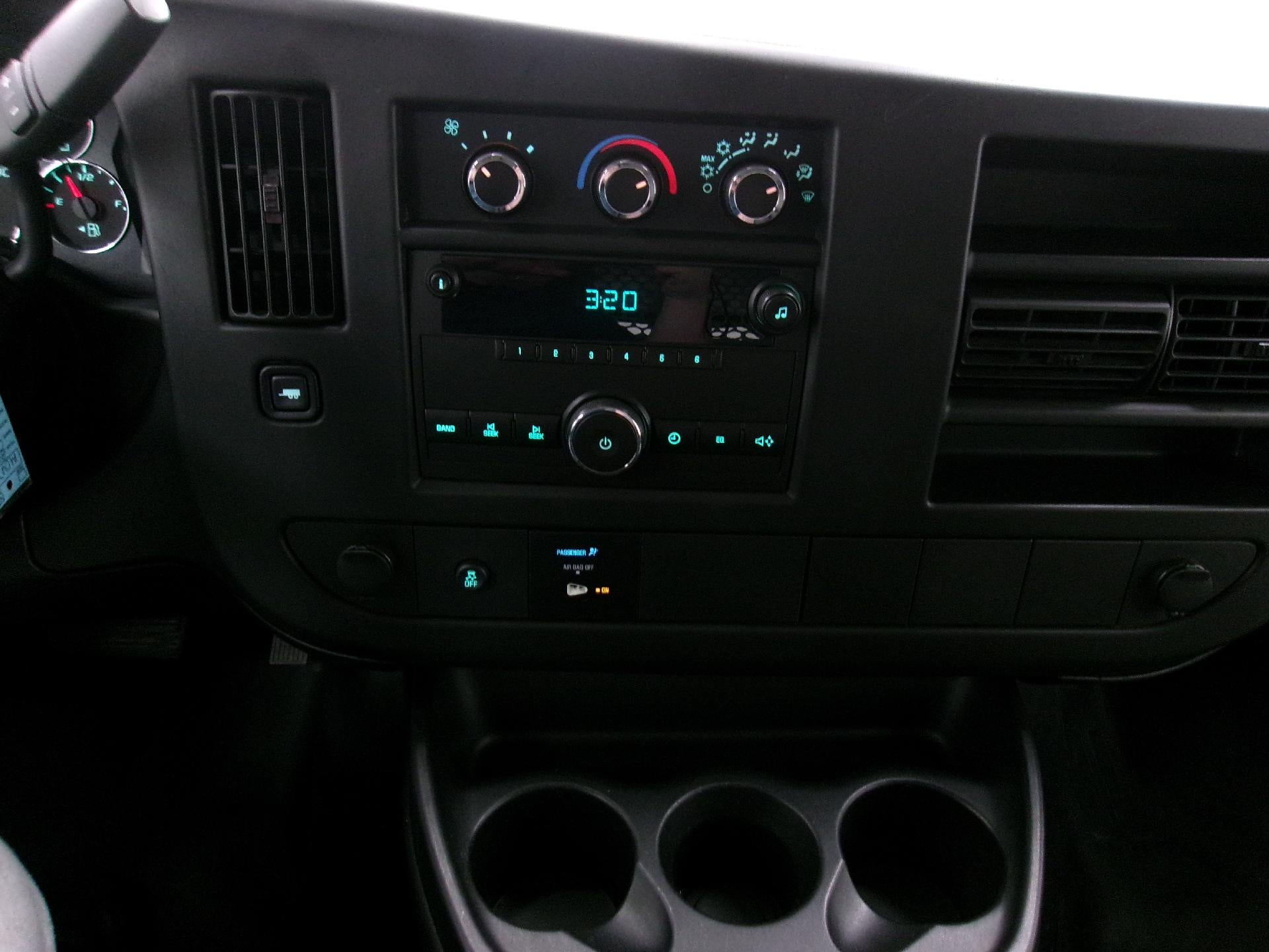 2014 Chevrolet Express Cargo 2500 2500 Extended Wheelbase Rear-Wheel Drive