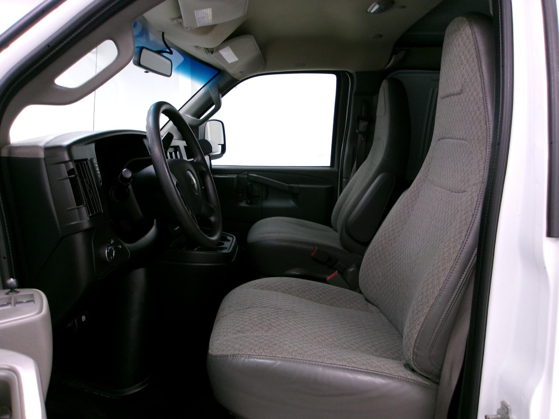 2024 Chevrolet Express Cargo 3500 3500 Extended Wheelbase Rear-Wheel Drive
