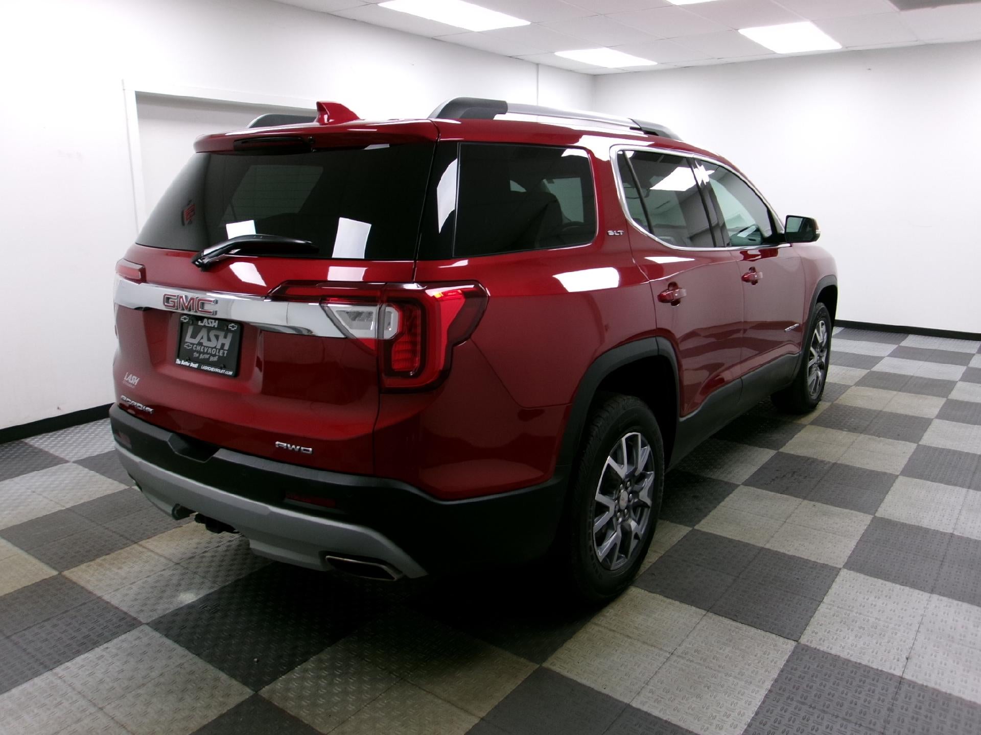 2023 GMC Acadia AWD SLT