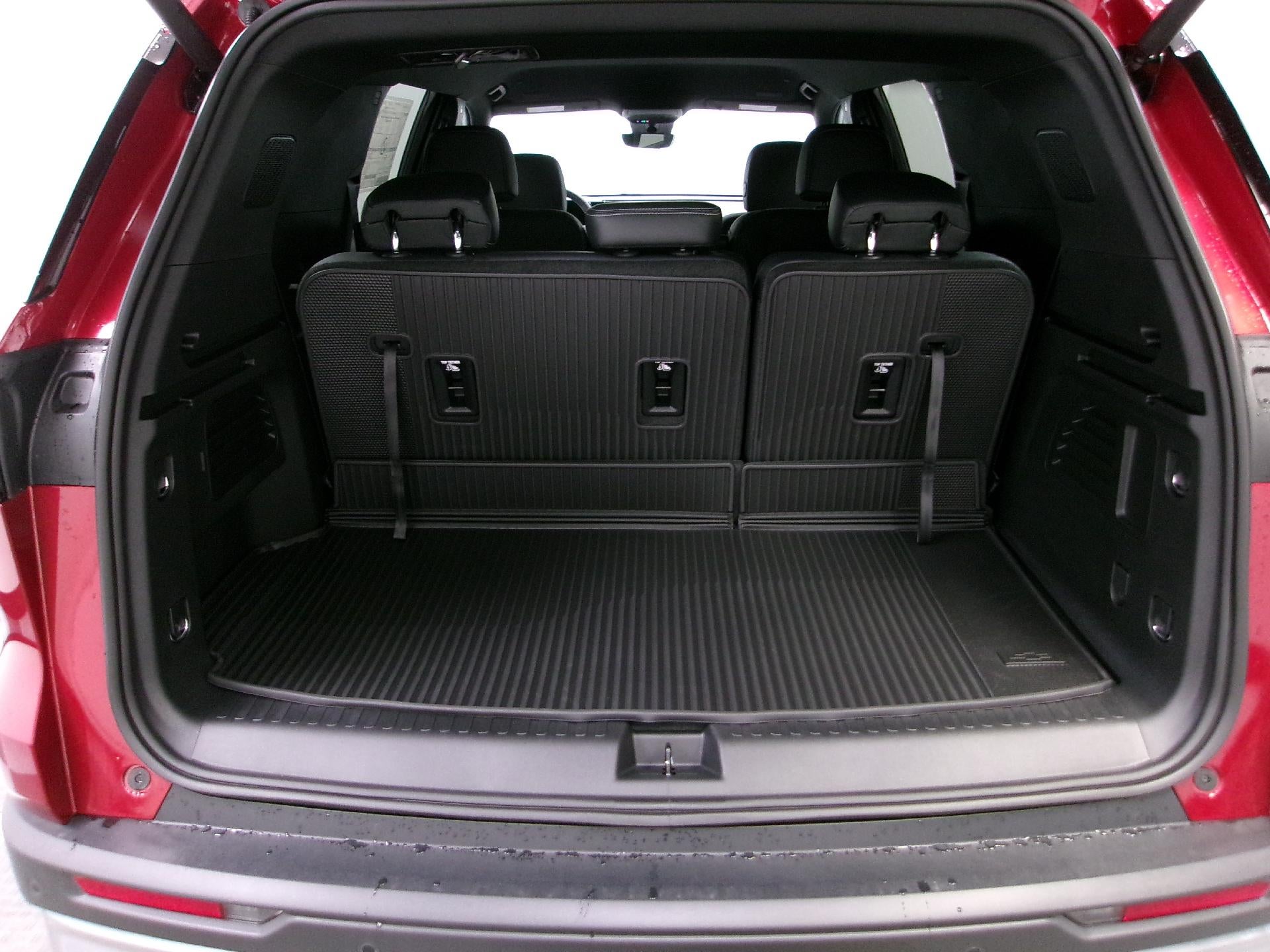2027 Chevrolet Traverse LT w/1LT