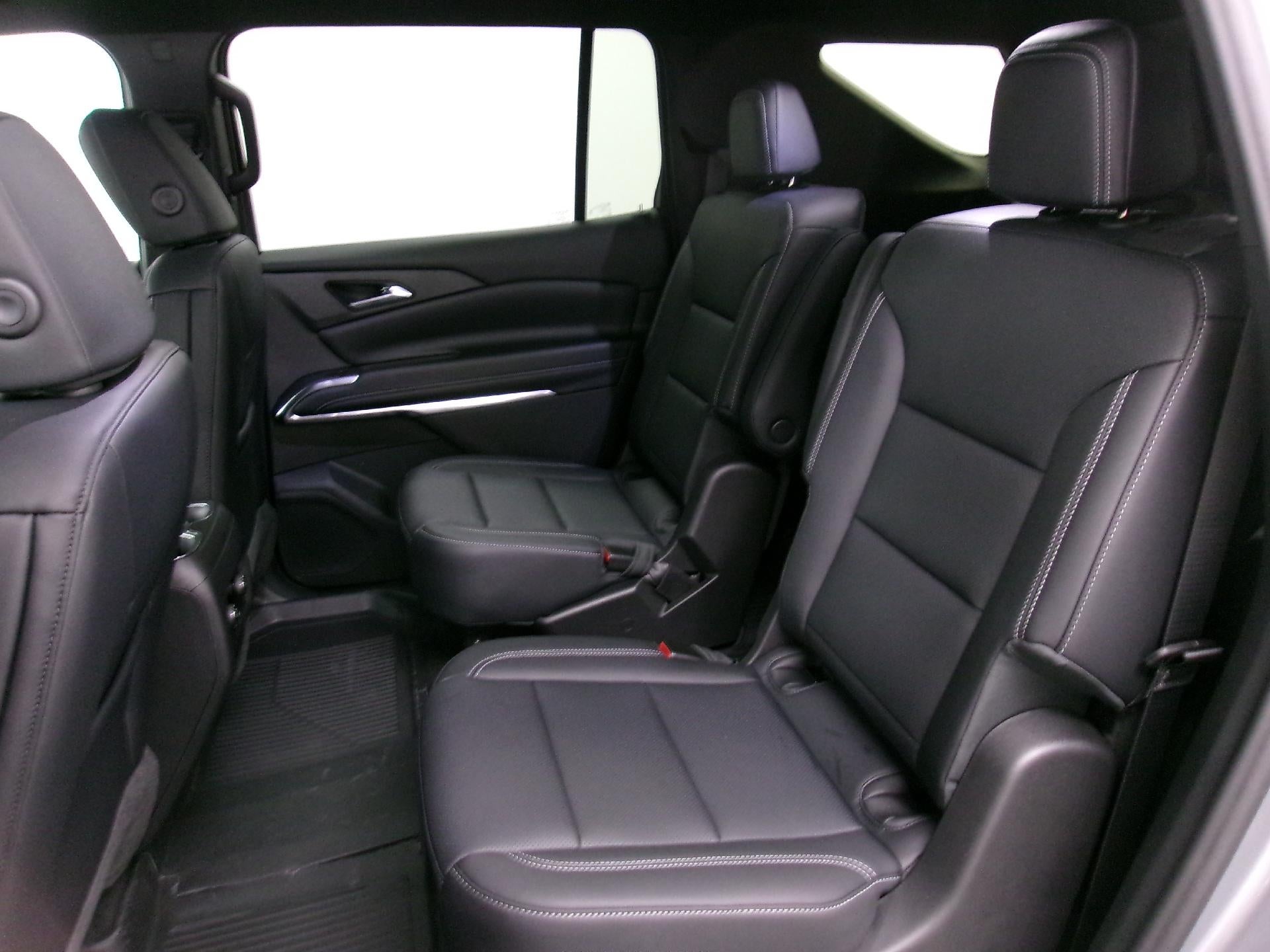 2027 Chevrolet Traverse LT w/1LT