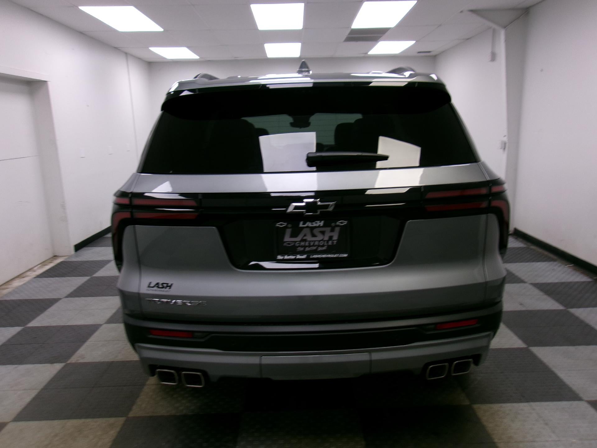 2027 Chevrolet Traverse LT w/1LT