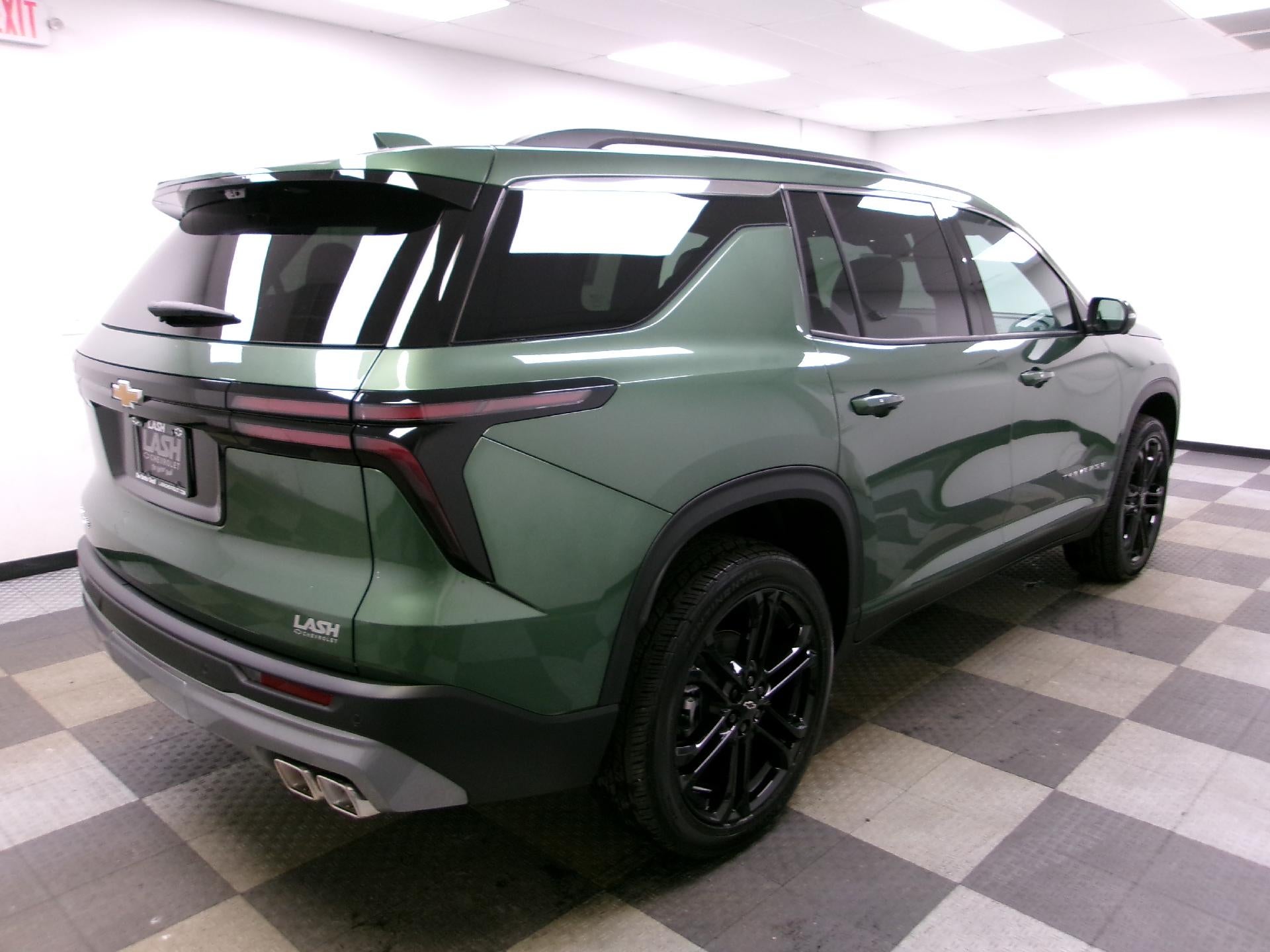 2027 Chevrolet Traverse LT w/1LT