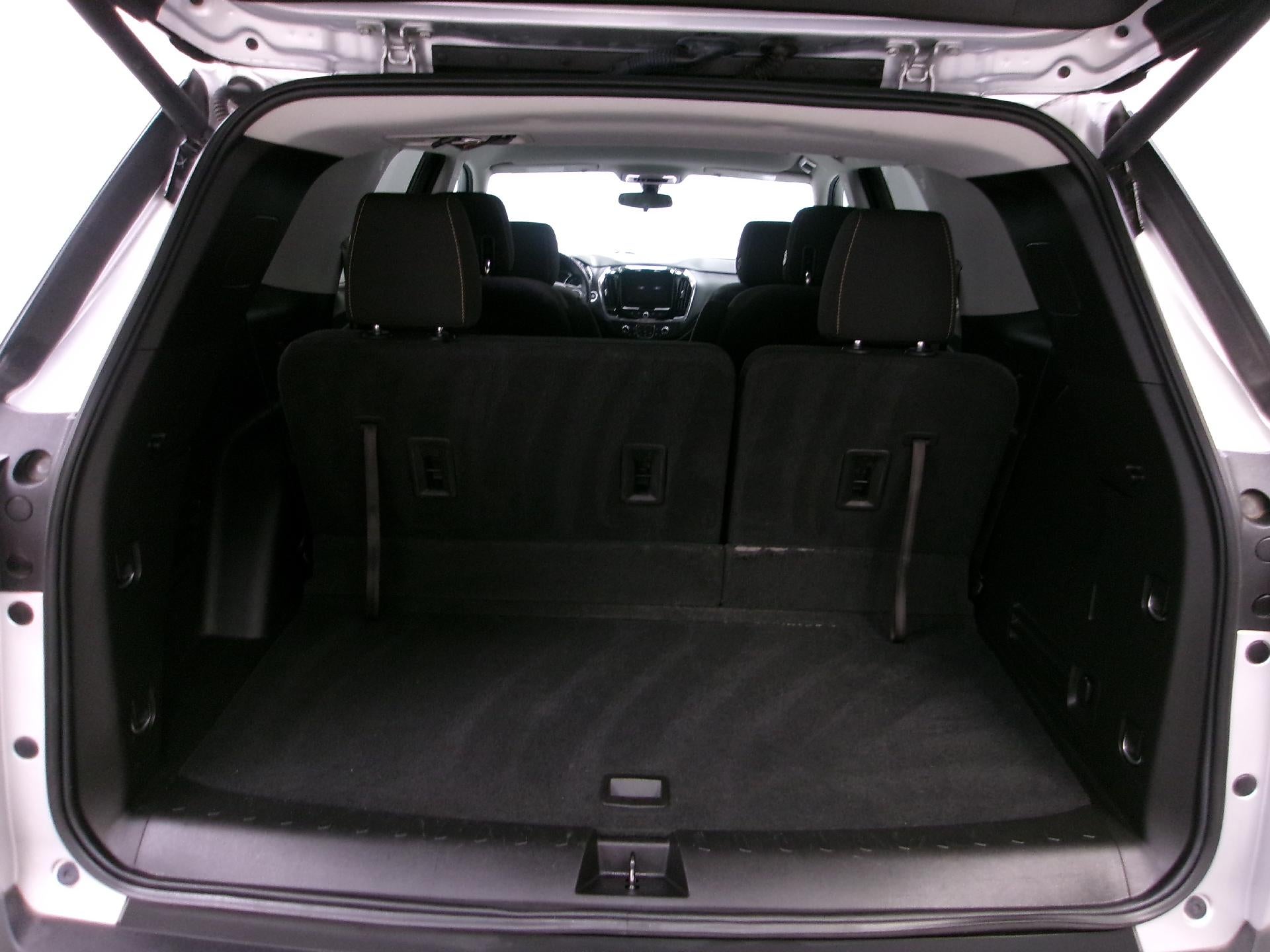 2018 Chevrolet Traverse FWD 1LT