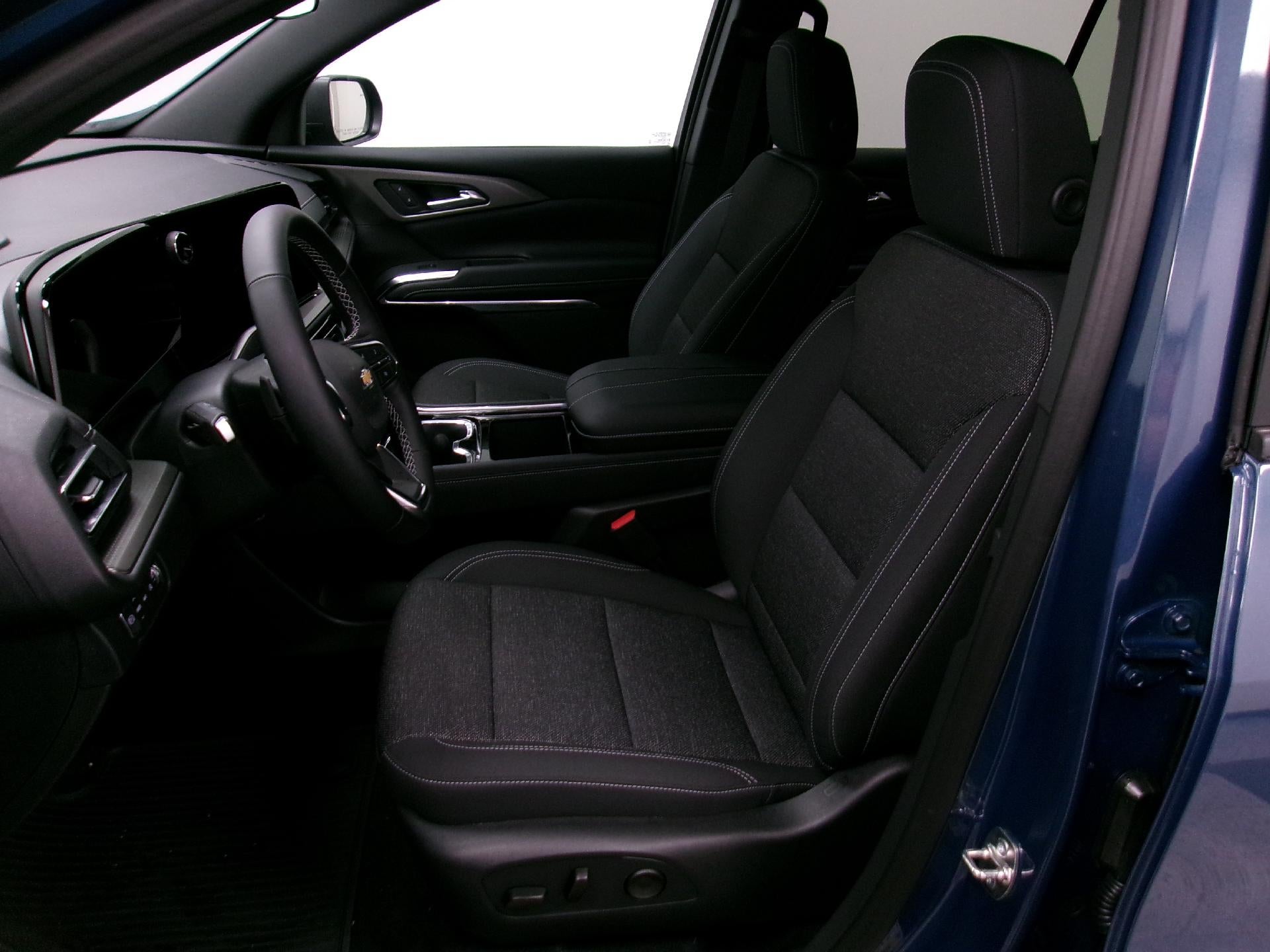 2026 Chevrolet Traverse LT w/2LT