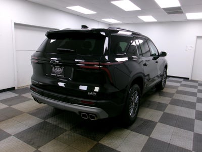 2025 Chevrolet Traverse LT w/2LT