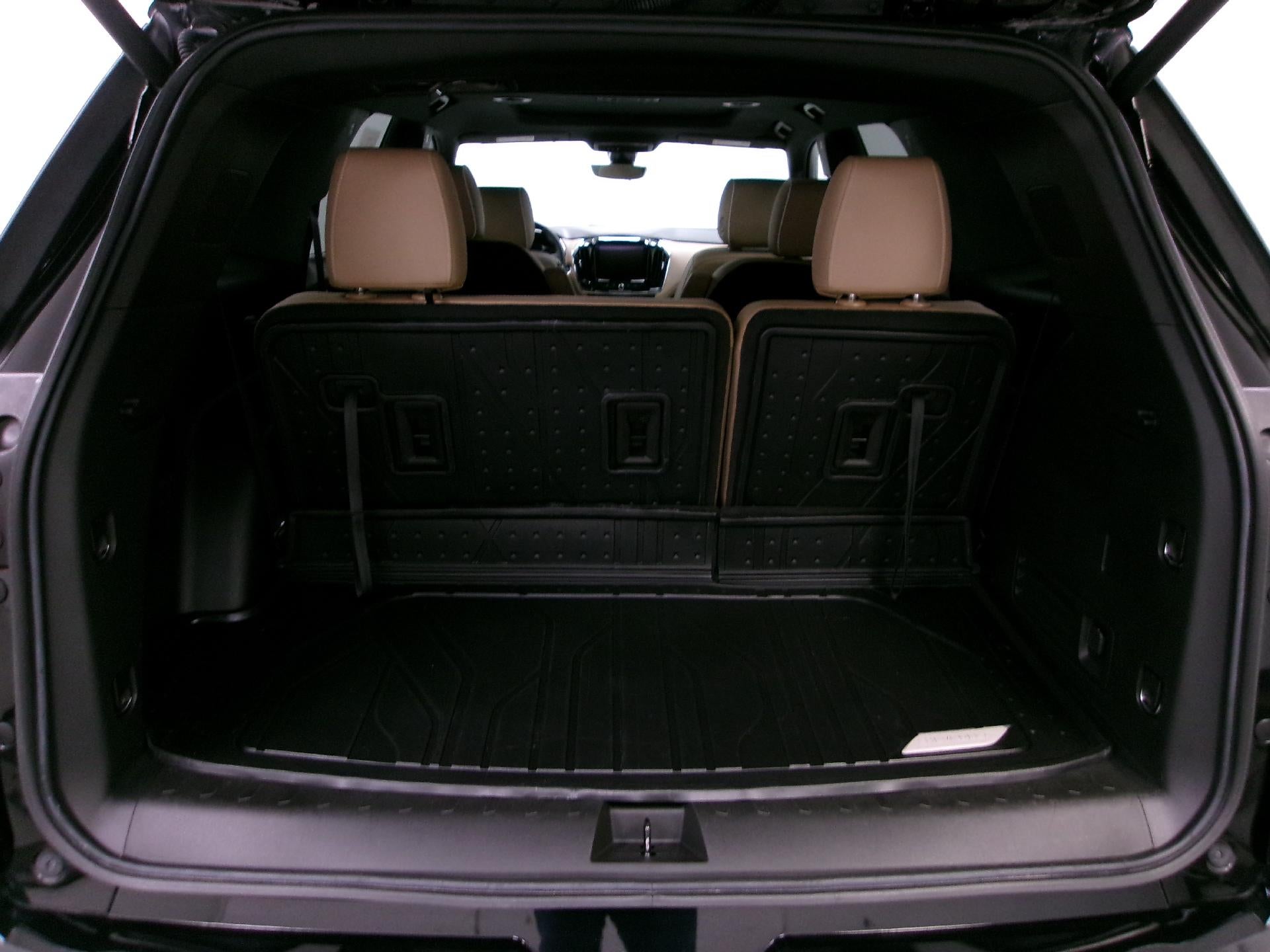 2023 Chevrolet Traverse AWD 1LZ