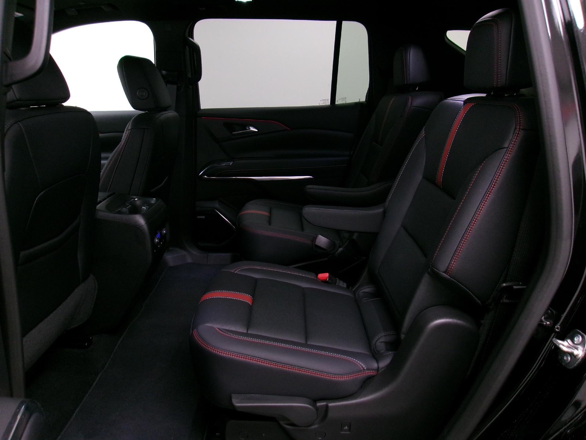 2025 Chevrolet Traverse RS w/2RS
