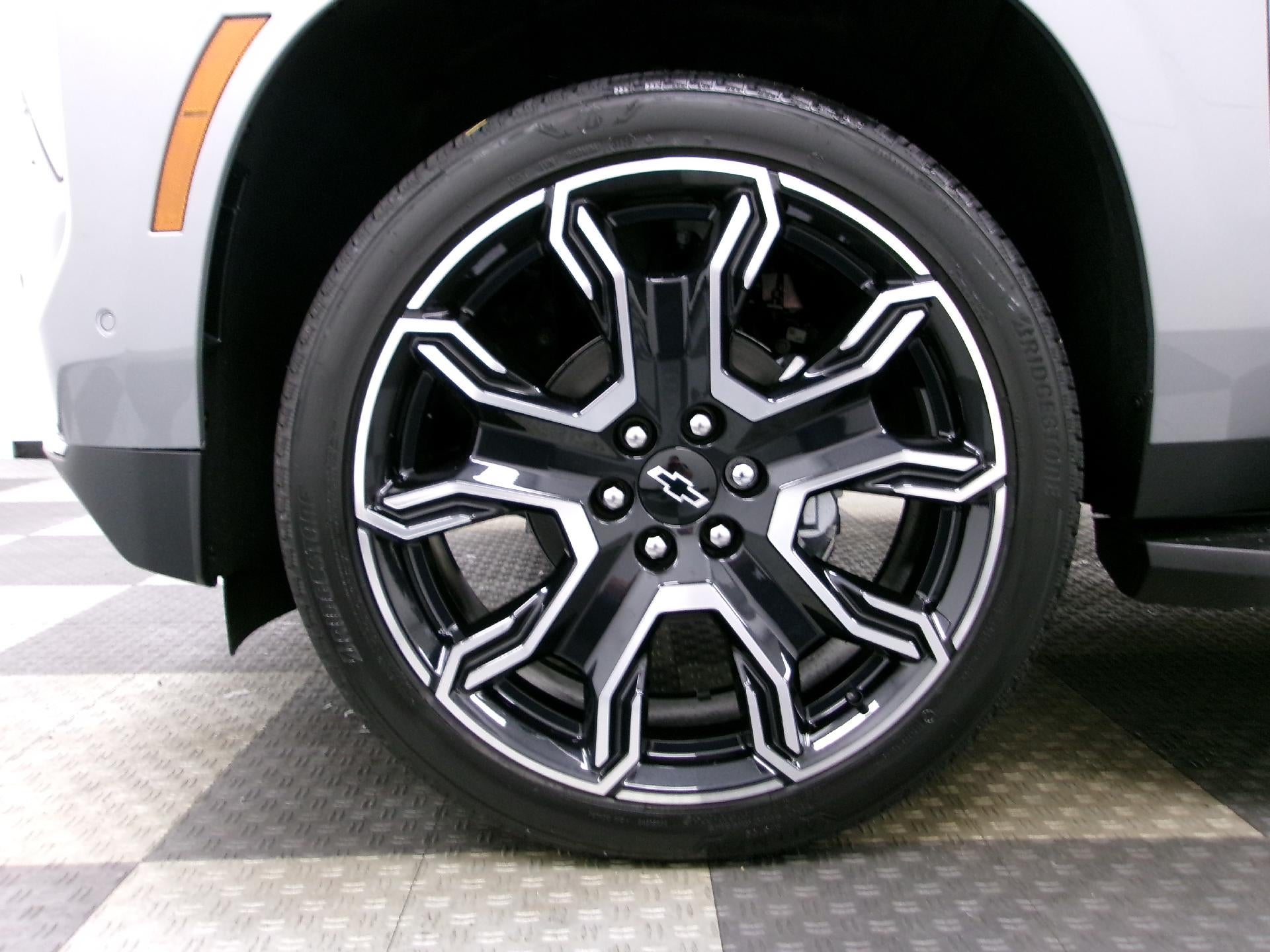 2026 Chevrolet Suburban 4WD RST