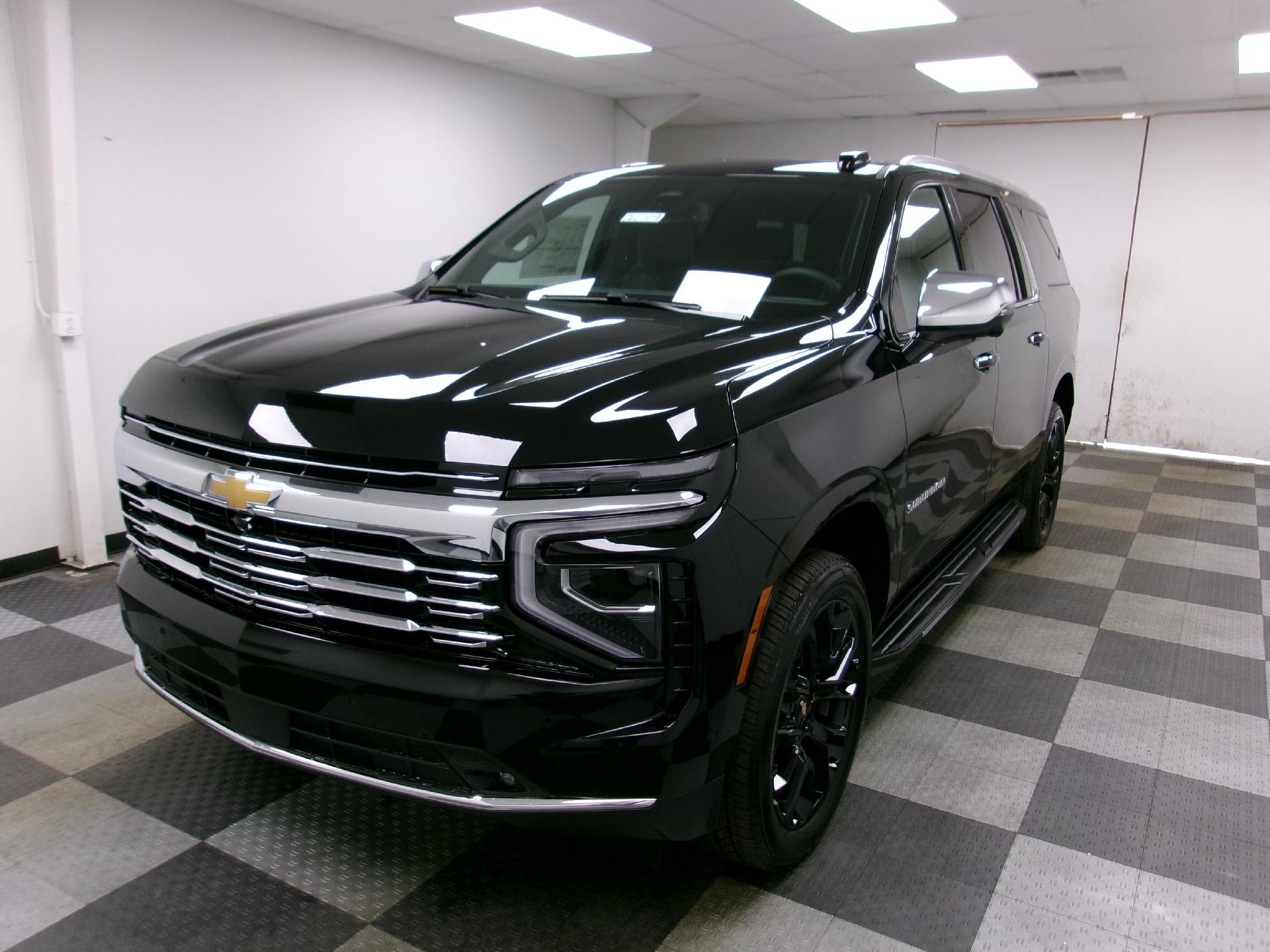 2026 Chevrolet Suburban 4WD Premier