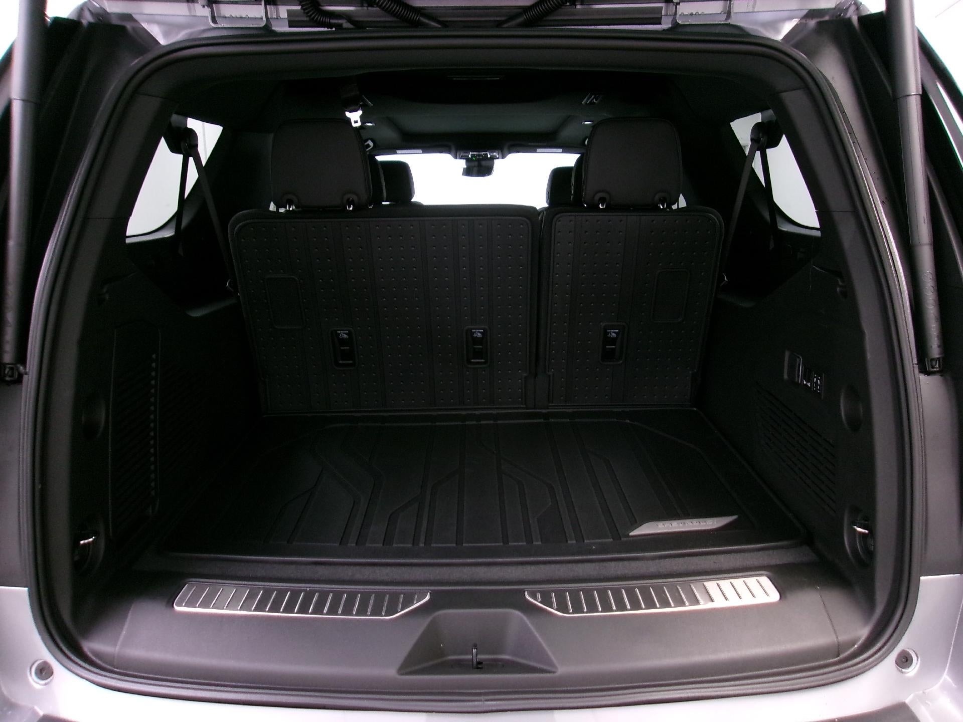 2026 Chevrolet Suburban 4WD High Country