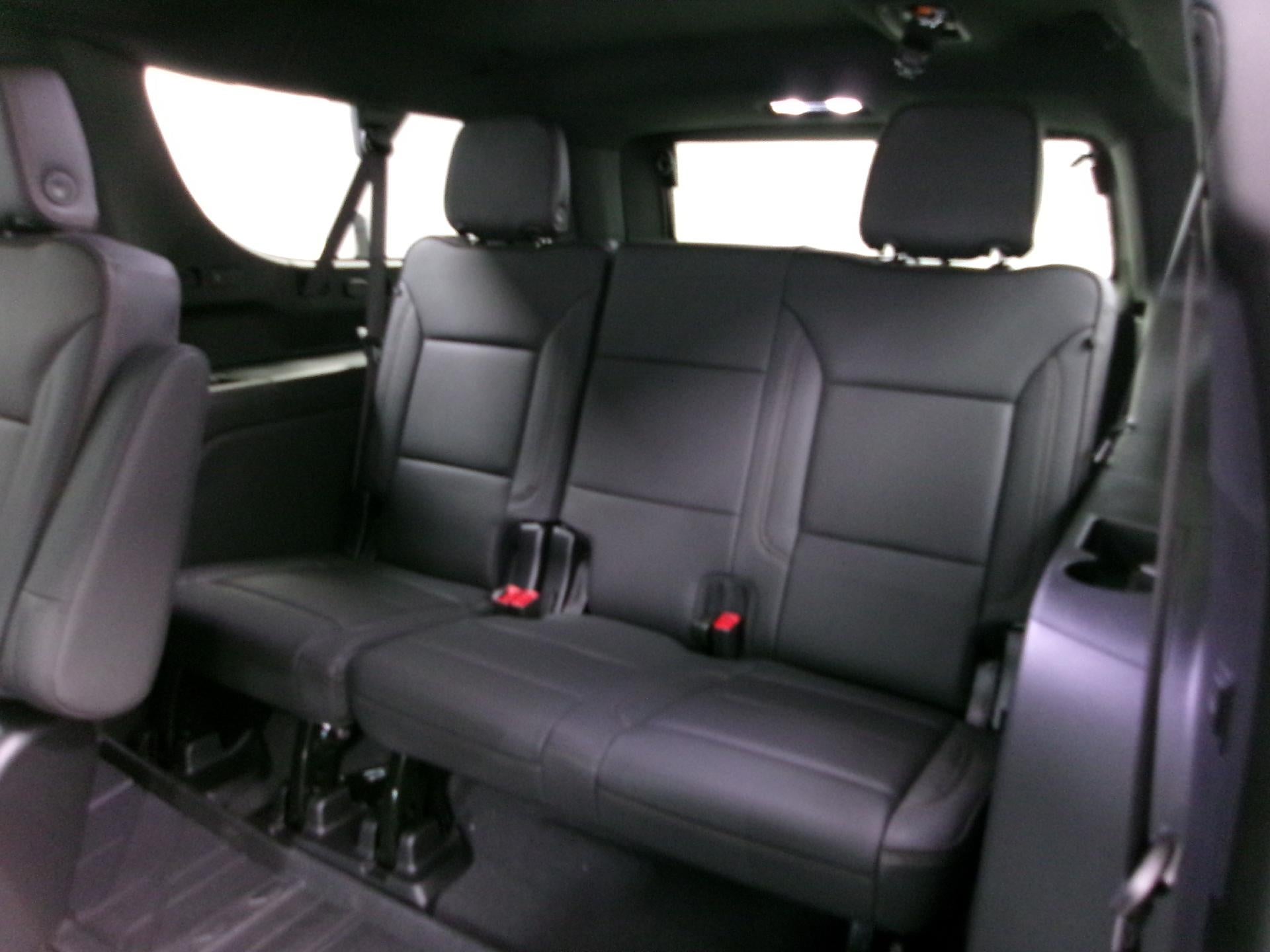 2026 Chevrolet Suburban 4WD High Country