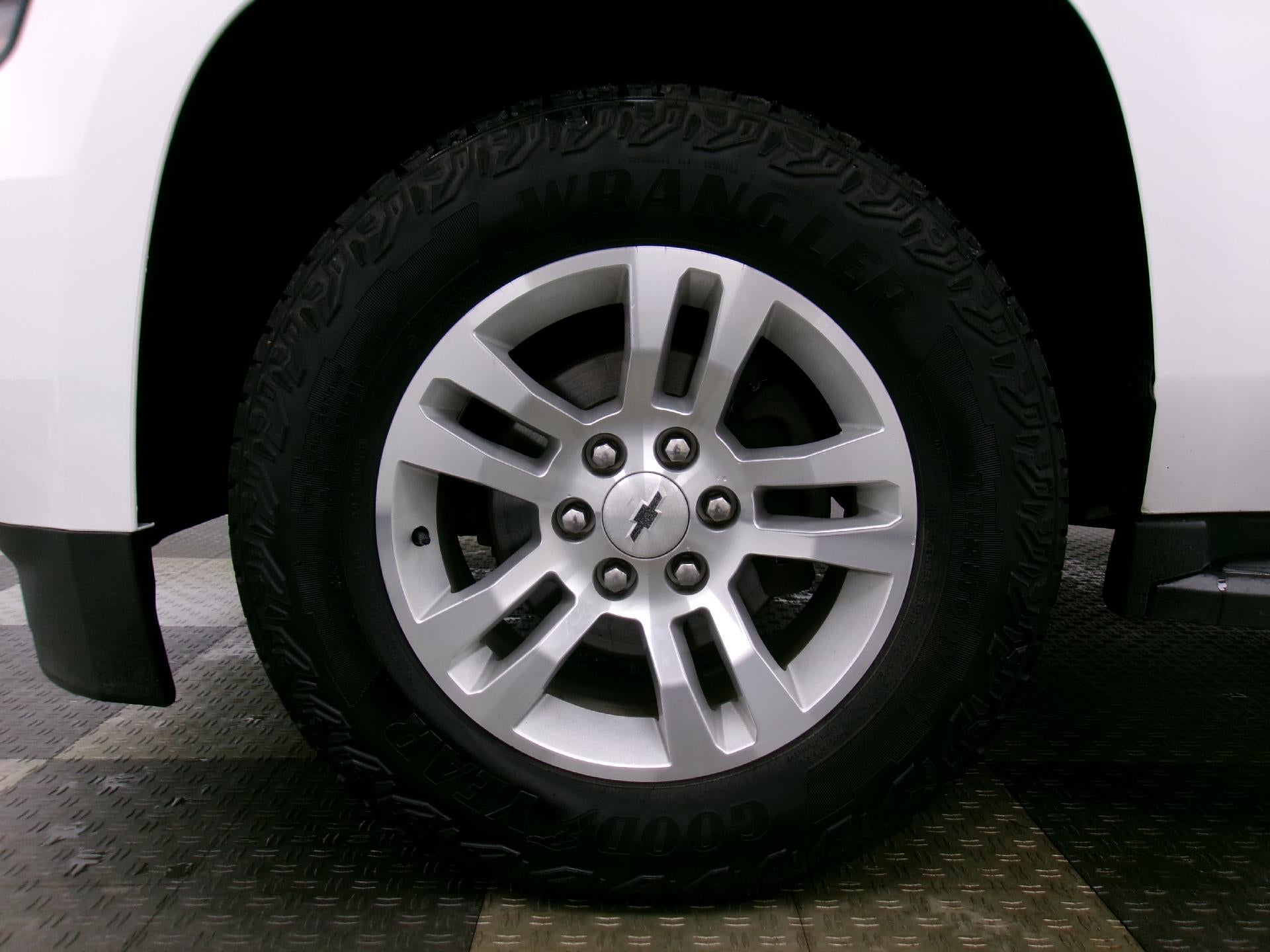 2018 Chevrolet Suburban 2WD 1500 LT