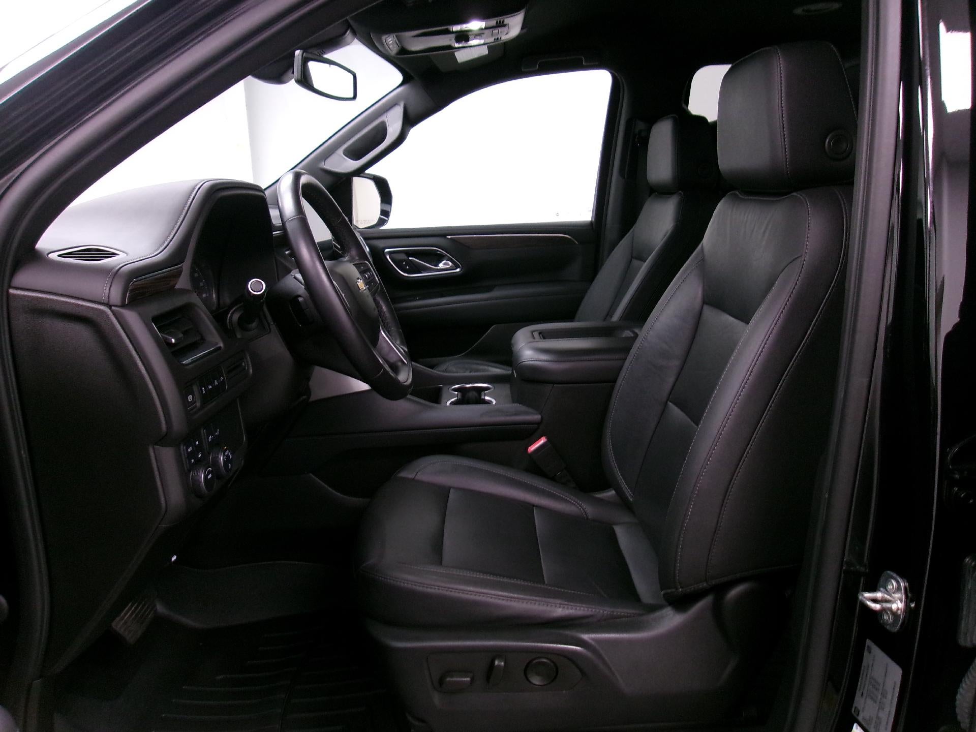 2021 Chevrolet Suburban 4WD LT