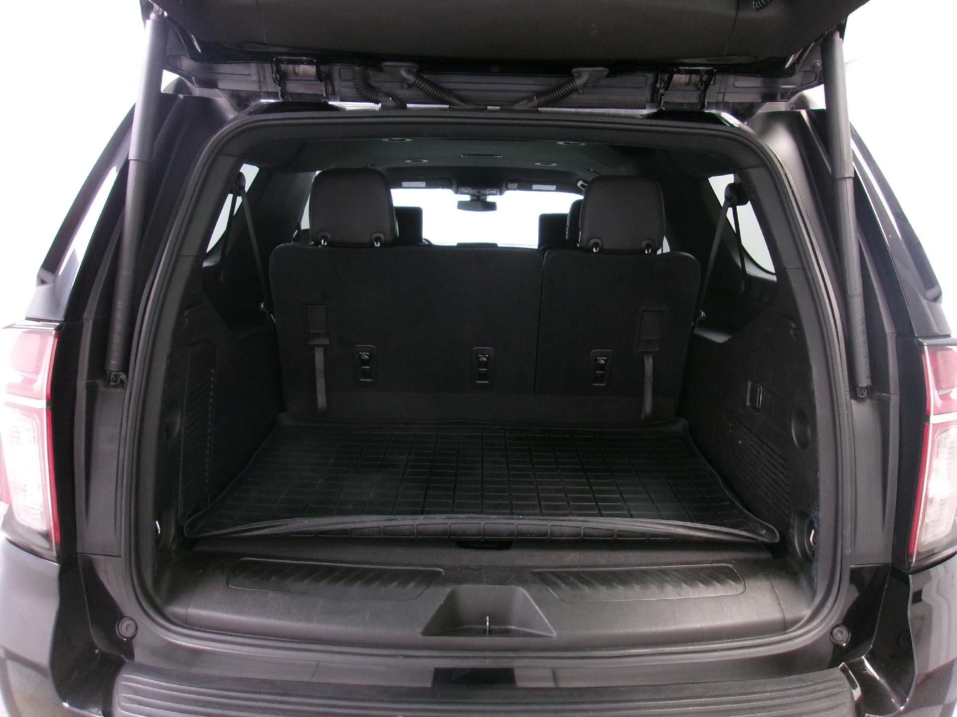 2021 Chevrolet Suburban 4WD LT