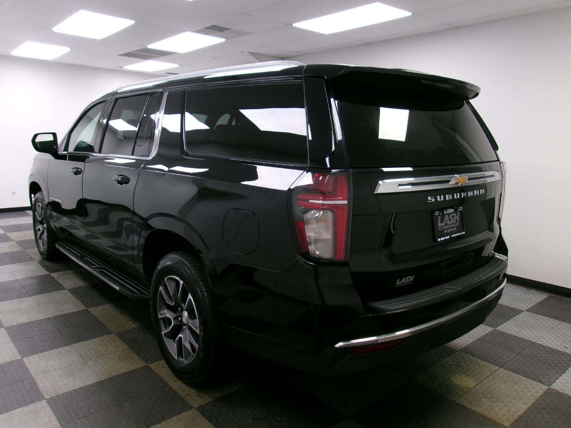 2021 Chevrolet Suburban 4WD LT