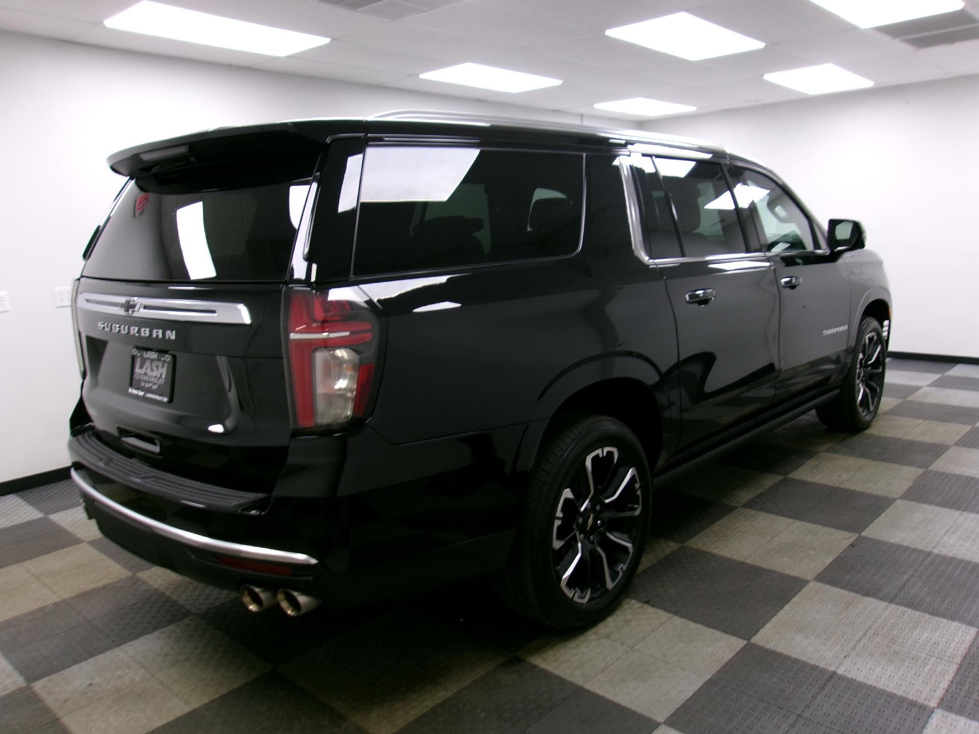 2023 Chevrolet Suburban 4WD High Country
