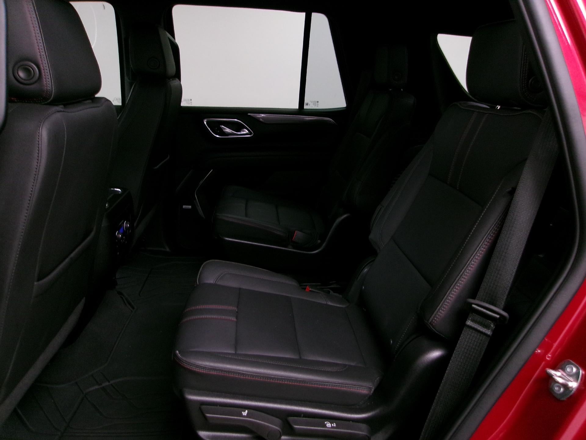 2023 Chevrolet Tahoe 4WD RST