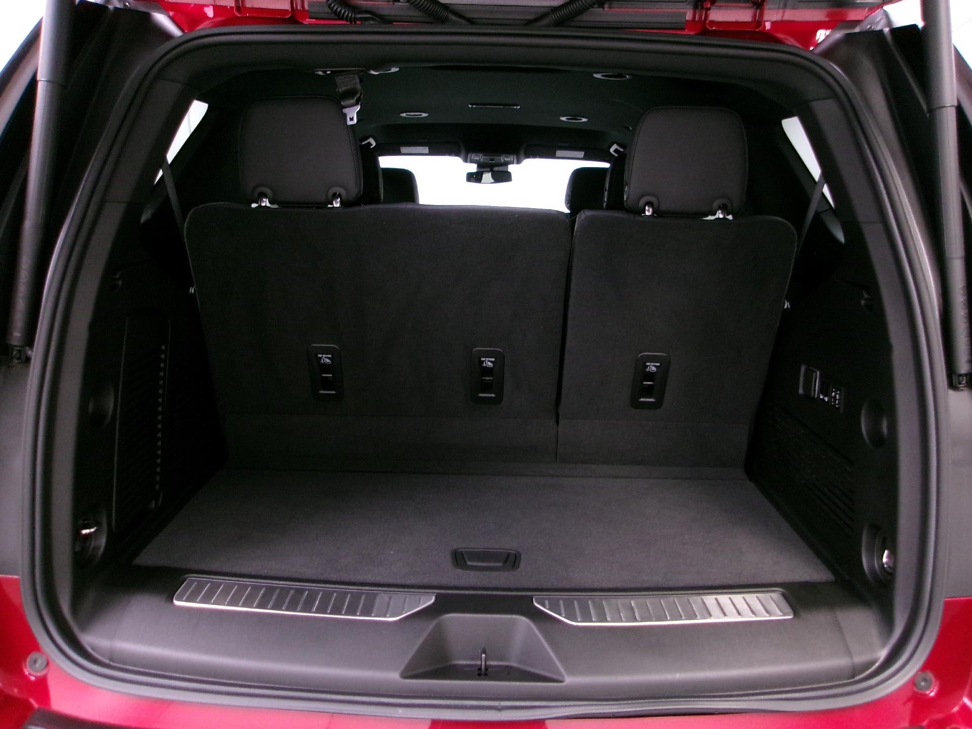 2023 Chevrolet Tahoe 4WD RST