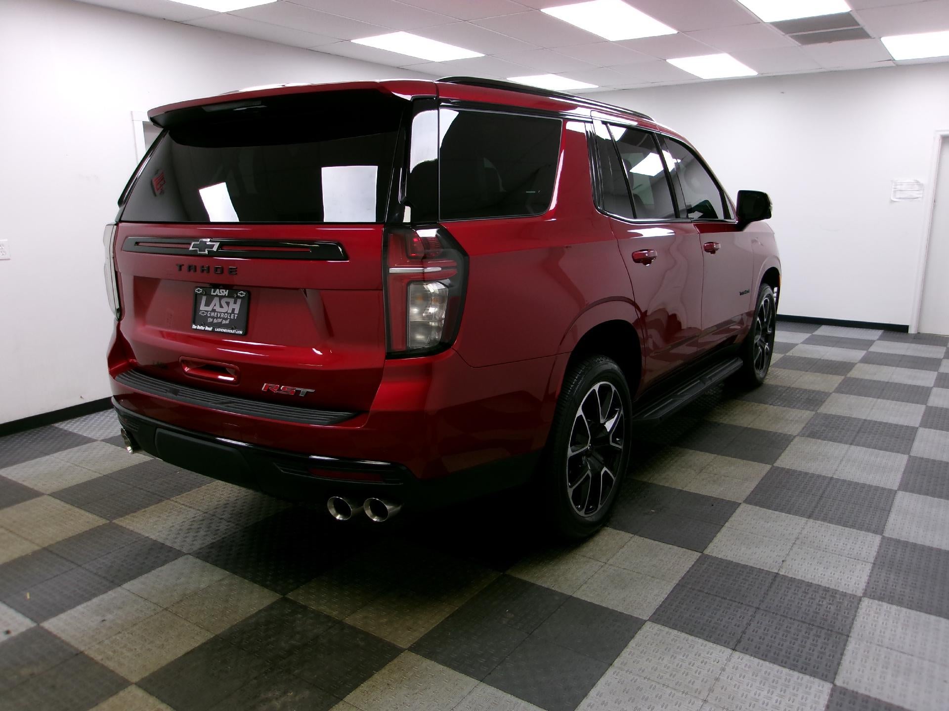 2023 Chevrolet Tahoe 4WD RST