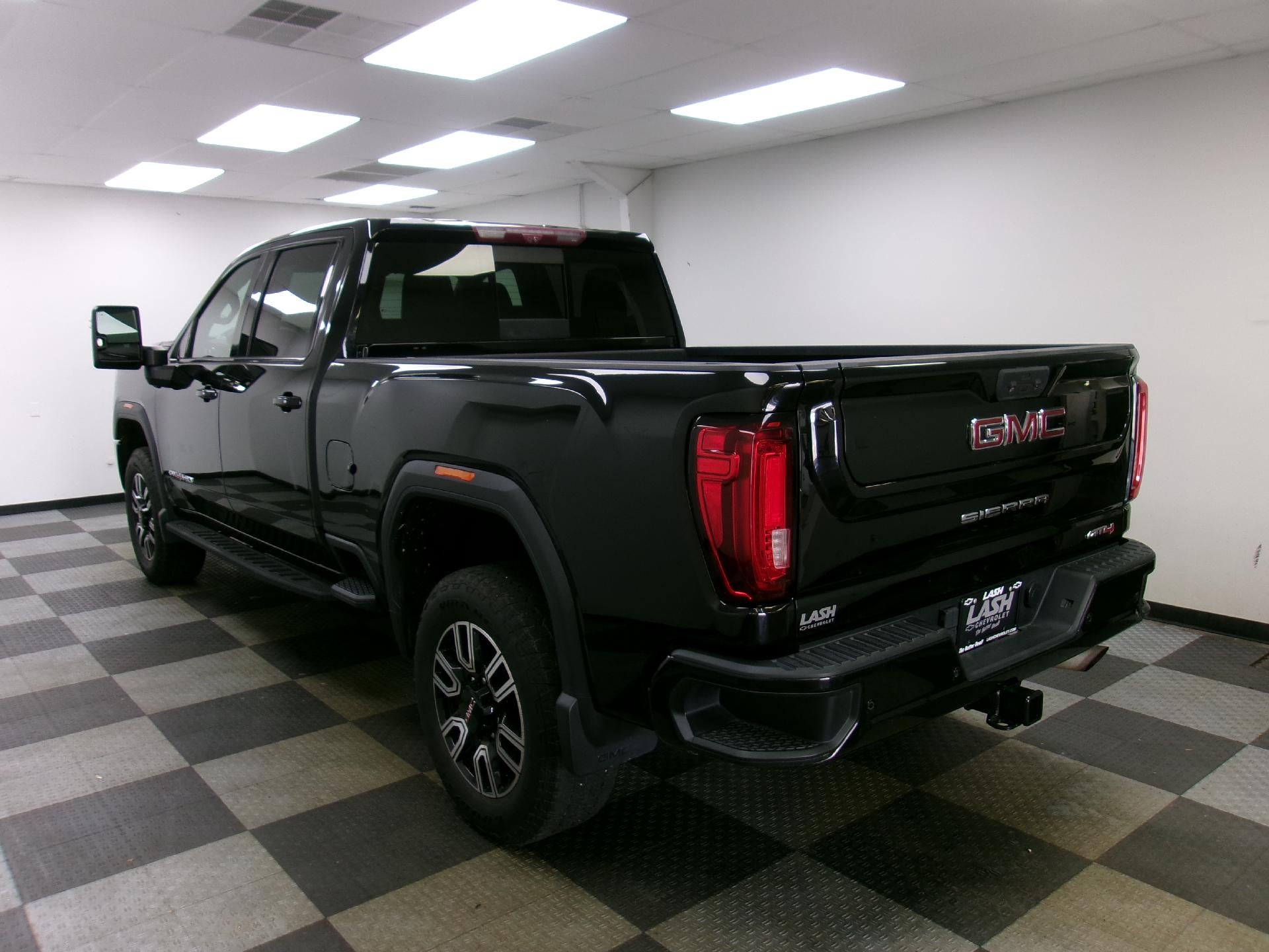 2021 GMC Sierra 2500 HD Crew Cab Standard Box 4-Wheel Drive AT4