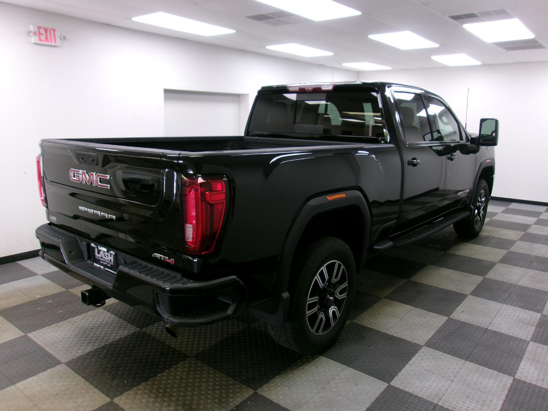 2021 GMC Sierra 2500 HD Crew Cab Standard Box 4-Wheel Drive AT4