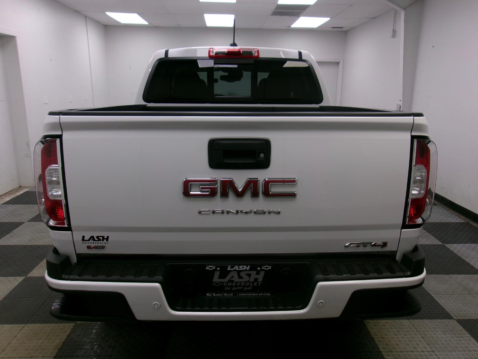 2021 GMC Canyon Crew Cab Short Box 4-Wheel Drive AT4 w/Leather