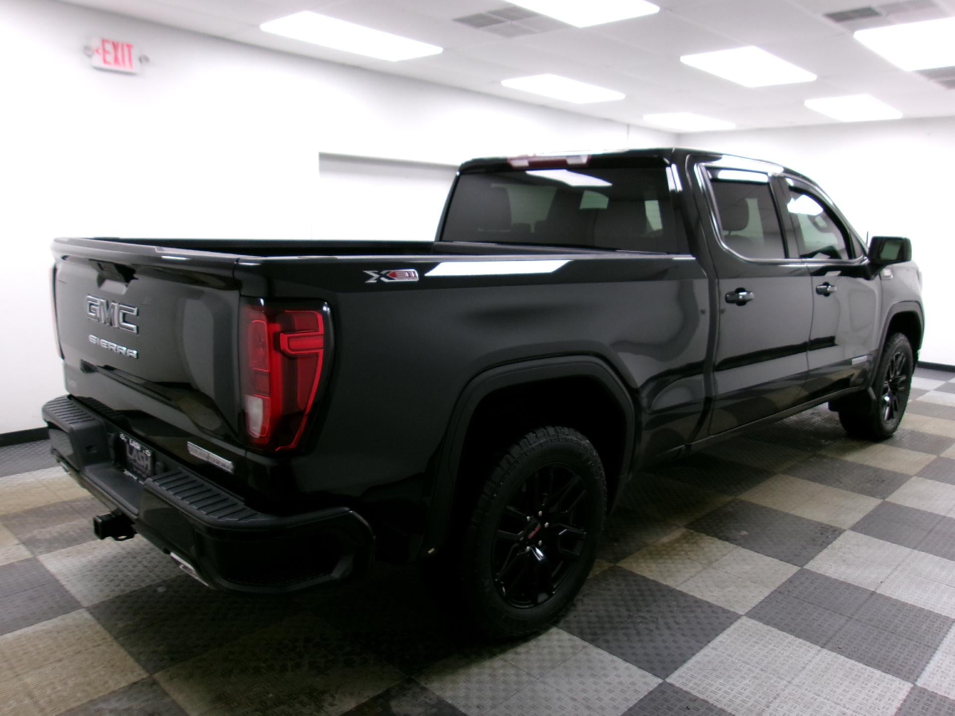 2020 GMC Sierra 1500 Crew Cab Standard Box 4-Wheel Drive Elevation
