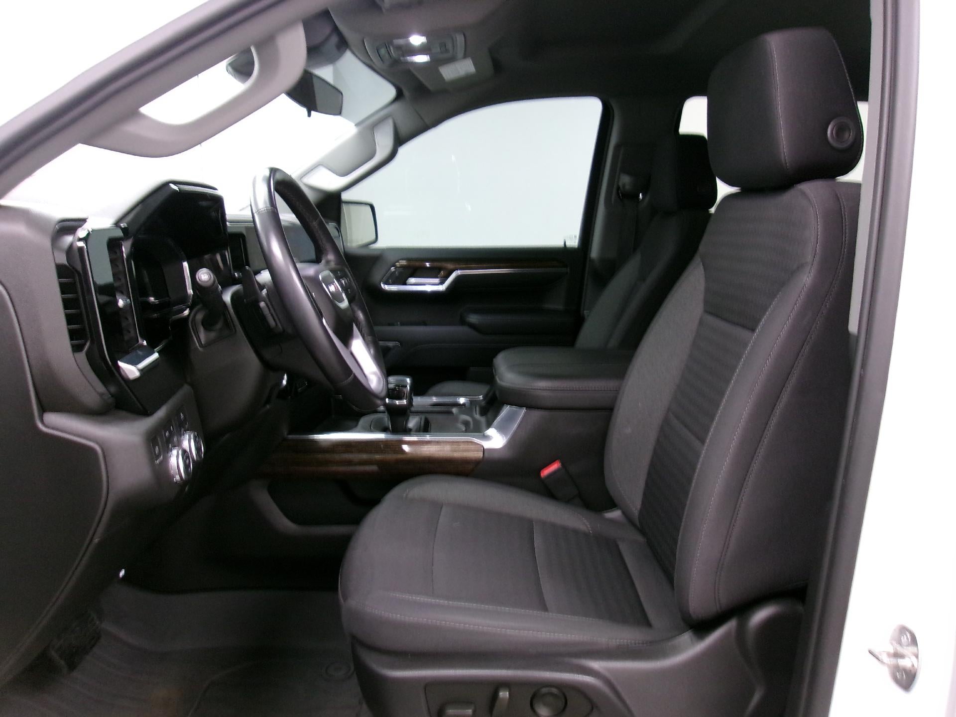 2023 GMC Sierra 1500 Crew Cab Short Box 4-Wheel Drive Elevation 3SB