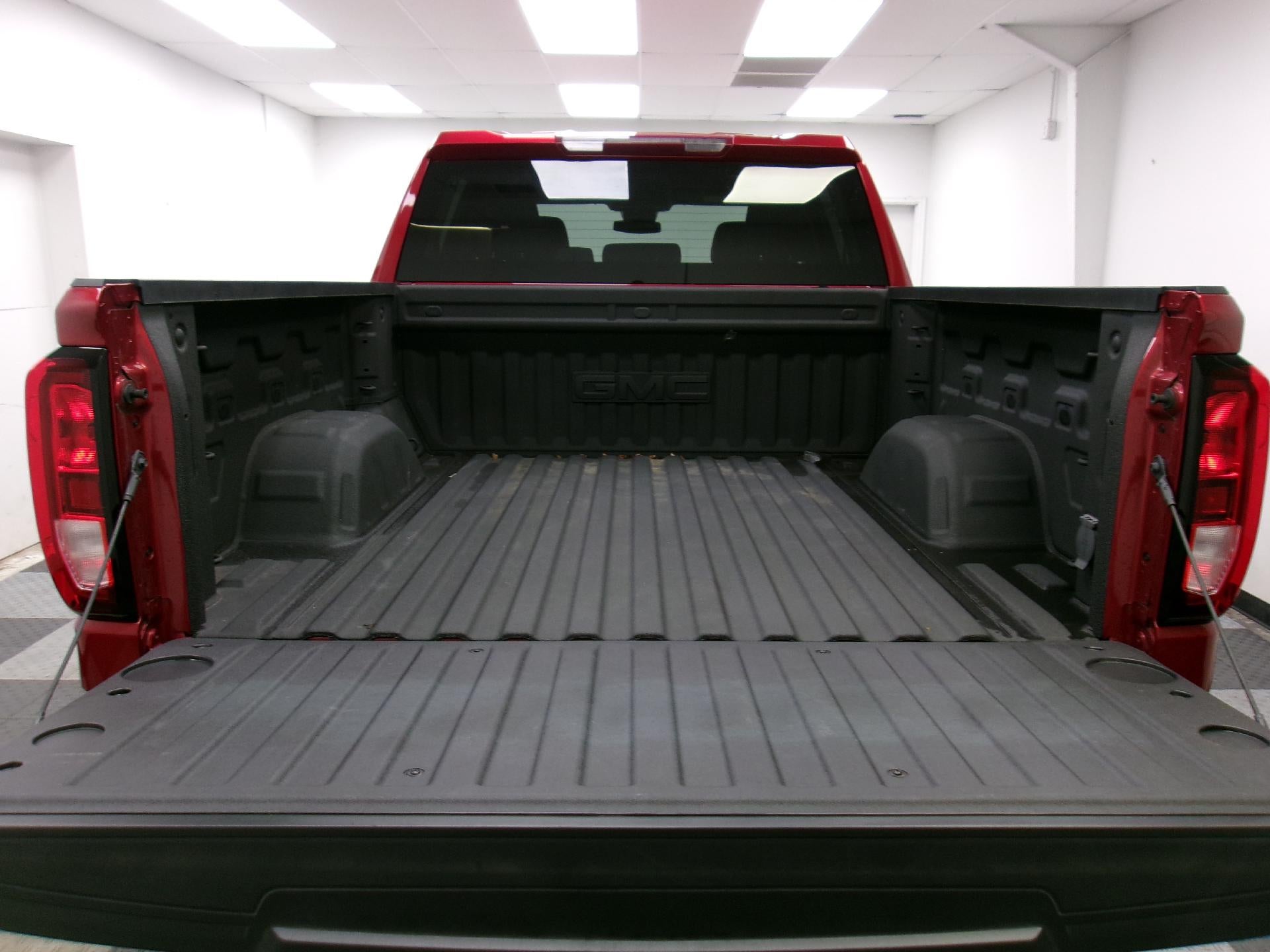 2024 GMC Sierra 1500 Crew Cab Short Box 4-Wheel Drive Elevation 3SB