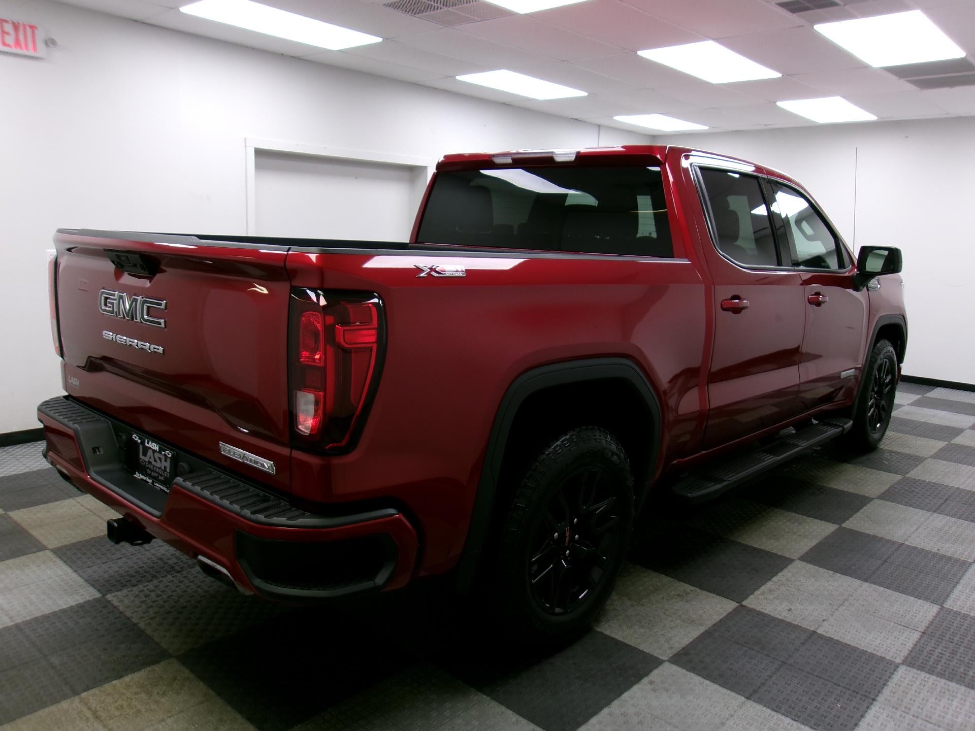 2024 GMC Sierra 1500 Crew Cab Short Box 4-Wheel Drive Elevation 3SB