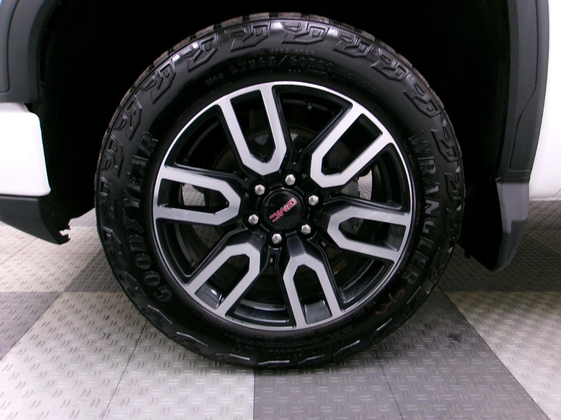 2023 GMC Sierra 1500 Crew Cab Standard Box 4-Wheel Drive AT4