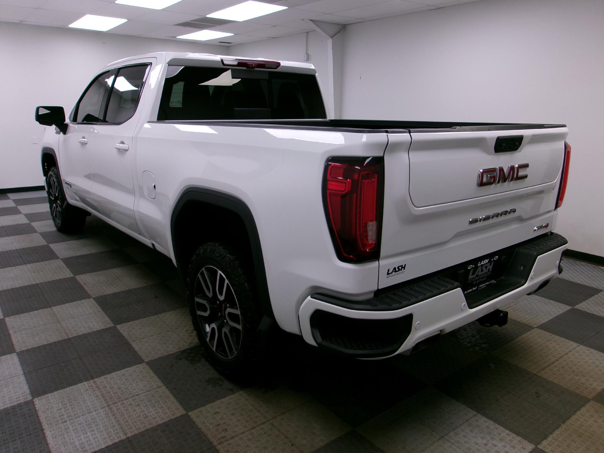 2023 GMC Sierra 1500 Crew Cab Standard Box 4-Wheel Drive AT4