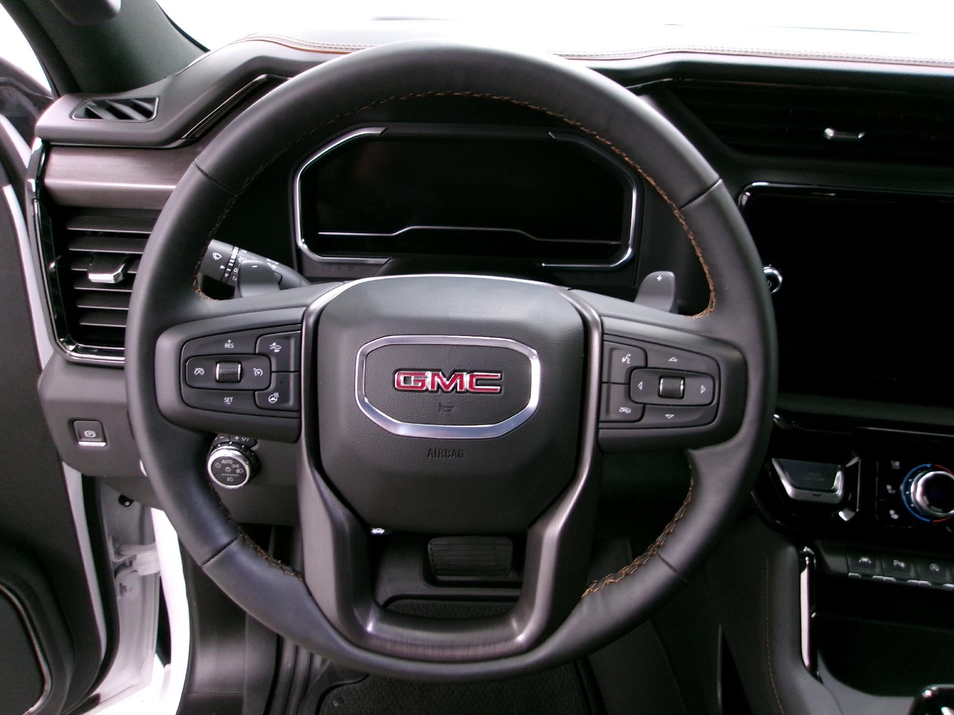 2025 GMC Sierra 1500 Crew Cab Short Box 4-Wheel Drive AT4