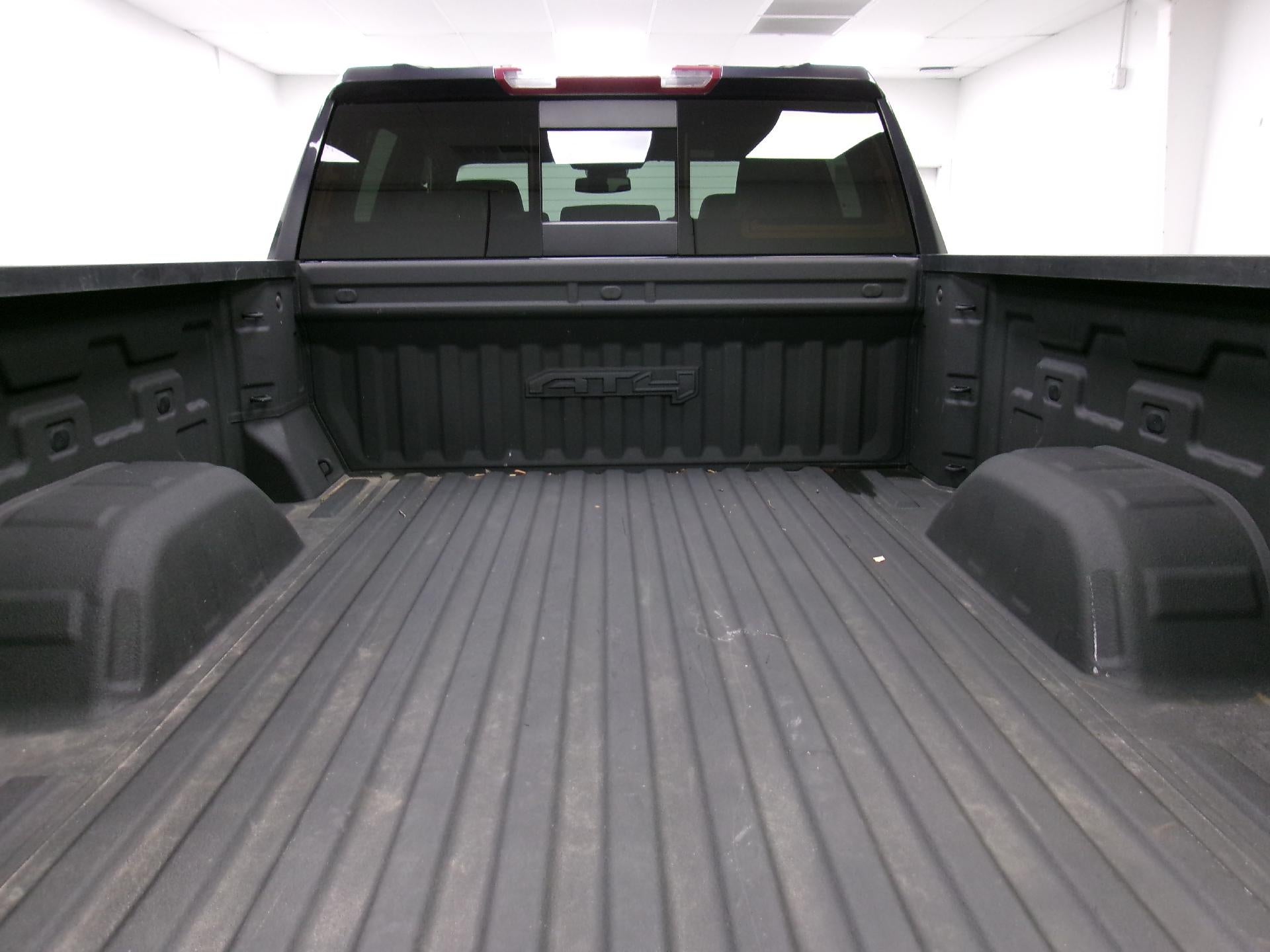 2022 GMC Sierra 1500 Crew Cab Standard Box 4-Wheel Drive AT4