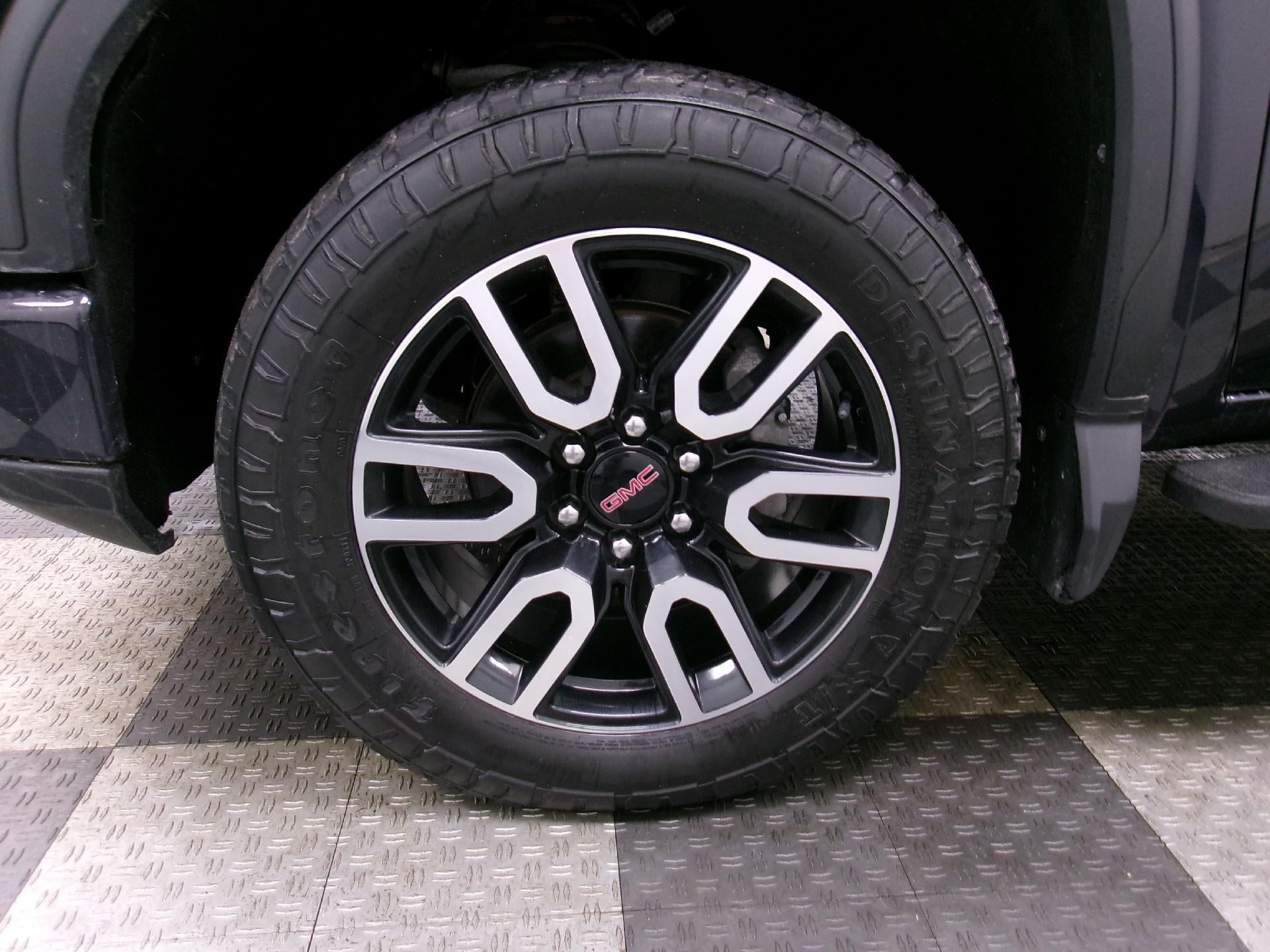 2022 GMC Sierra 1500 Crew Cab Standard Box 4-Wheel Drive AT4