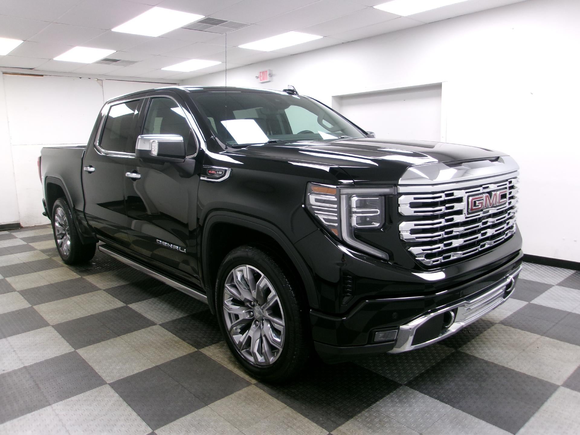 2025 GMC Sierra 1500 Crew Cab Short Box 4-Wheel Drive Denali